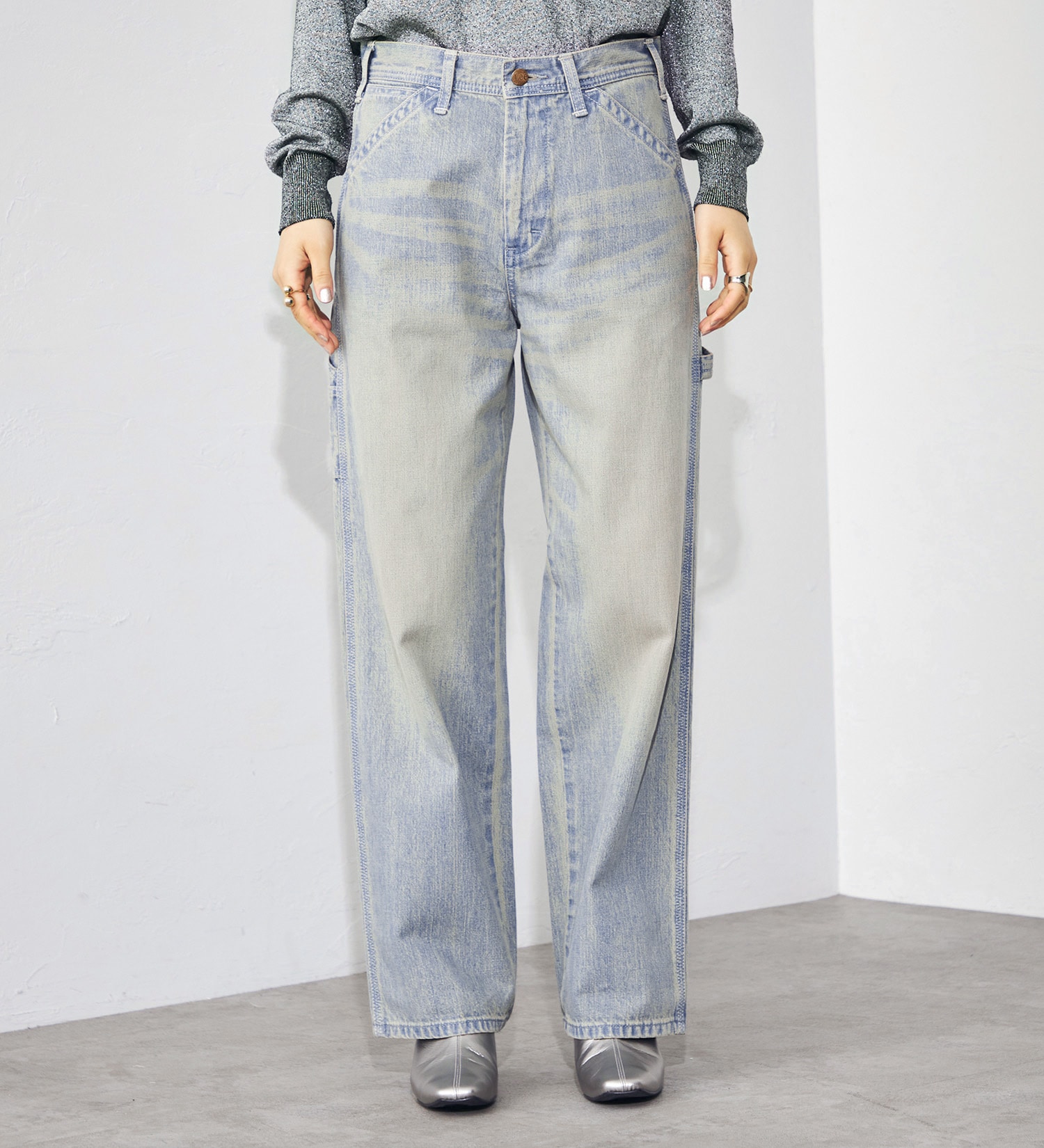 Lee(リー)の【秋冬NEWカラー】DUNGAREESペインター ワイドデニムパンツ|パンツ/デニム/ジーンズパンツ/レディース|淡色ブルー