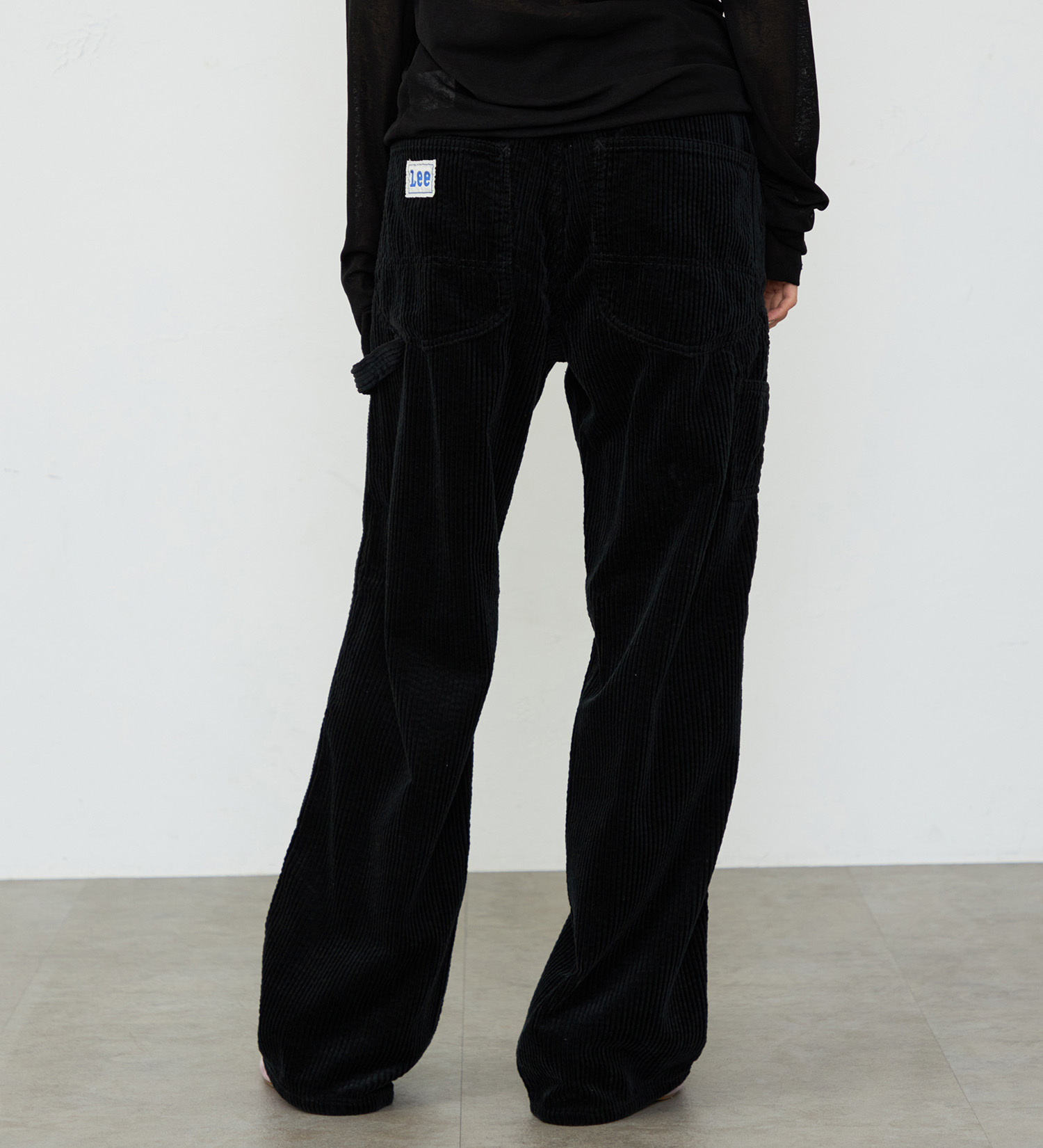 Lee(リー)の【秋冬】レディ―ス ペインターワイドコーデュロイパンツ DUNGAREES|パンツ/パンツ/レディース|ブラック