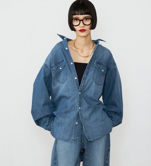 Lee(リー)の【予約】ワークデニムシャツ ライトオンスで着やすい 羽織|トップス/シャツ/ブラウス/レディース|中色ブルー