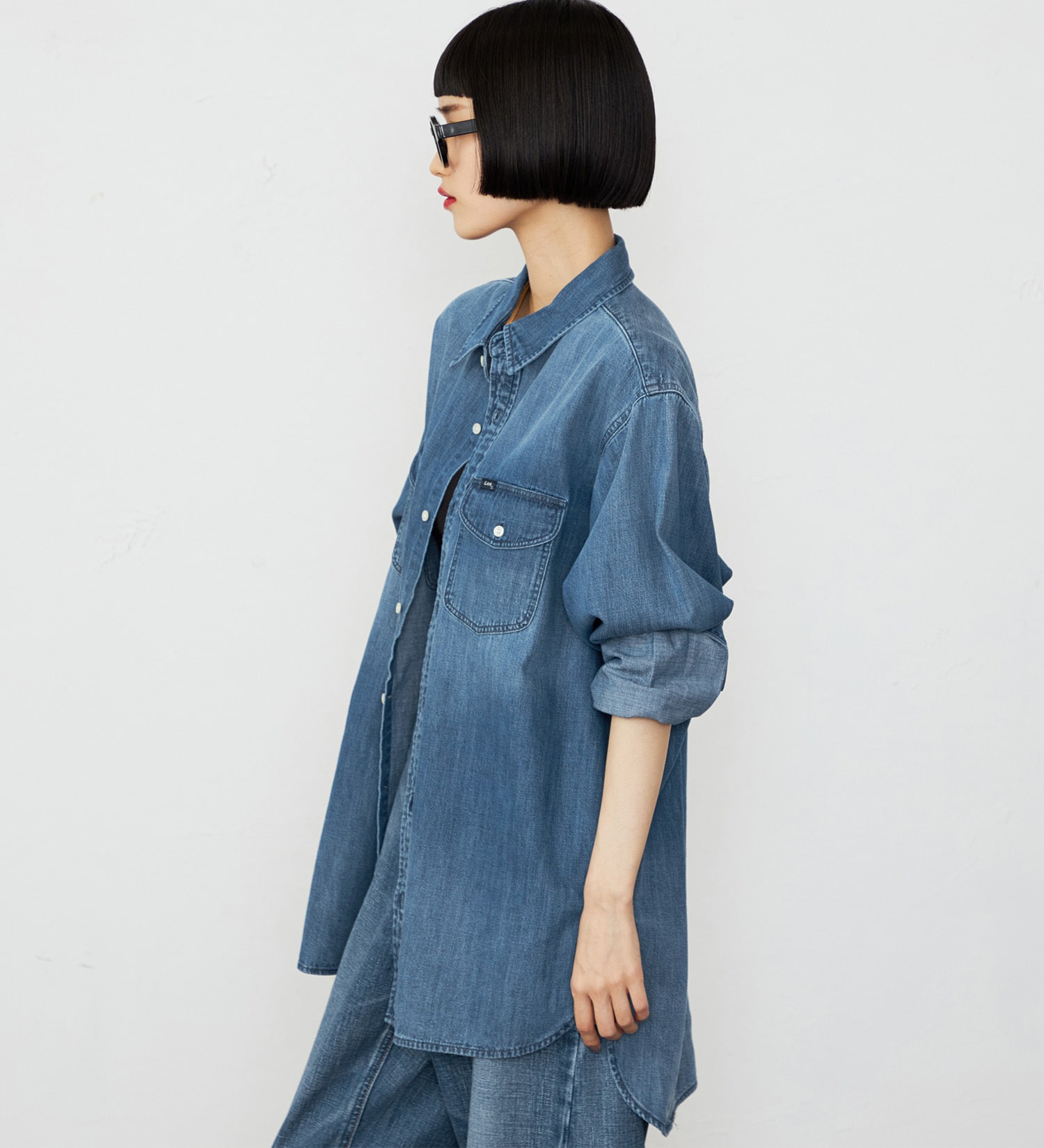 Lee(リー)の【予約】ワークデニムシャツ ライトオンスで着やすい 羽織|トップス/シャツ/ブラウス/レディース|中色ブルー