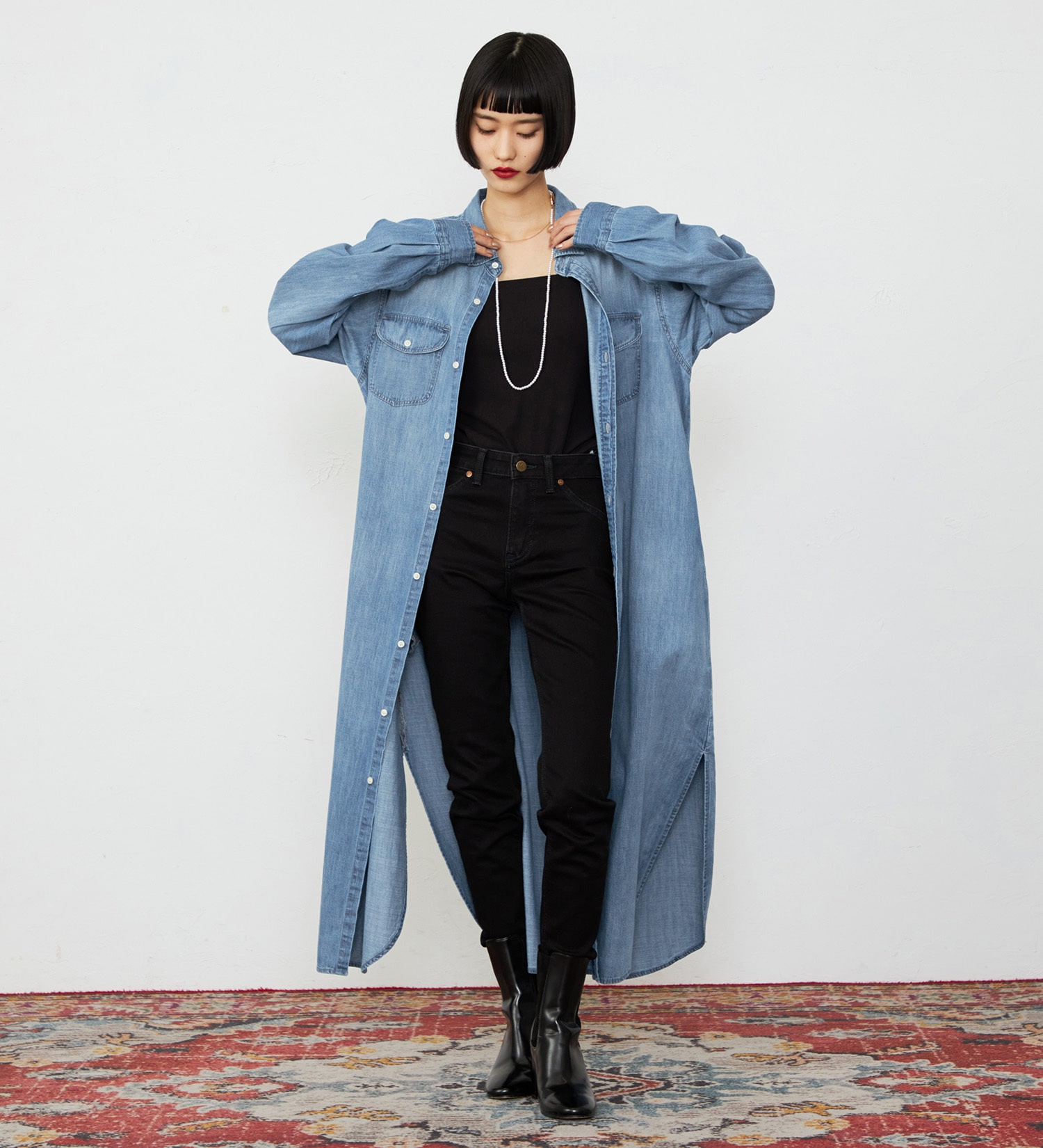 Lee(リー)の【予約】ワークデニムシャツワンピース ライトオンスで着やすい|ワンピース/シャツワンピース/レディース|淡色ブルー