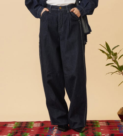 Lee(リー)の【予約】ARCH PAINTER/アーチペインターデニムパンツ DUNGAREES【セットアップ対応】|パンツ/デニム/ジーンズパンツ/レディース|インディゴブルー