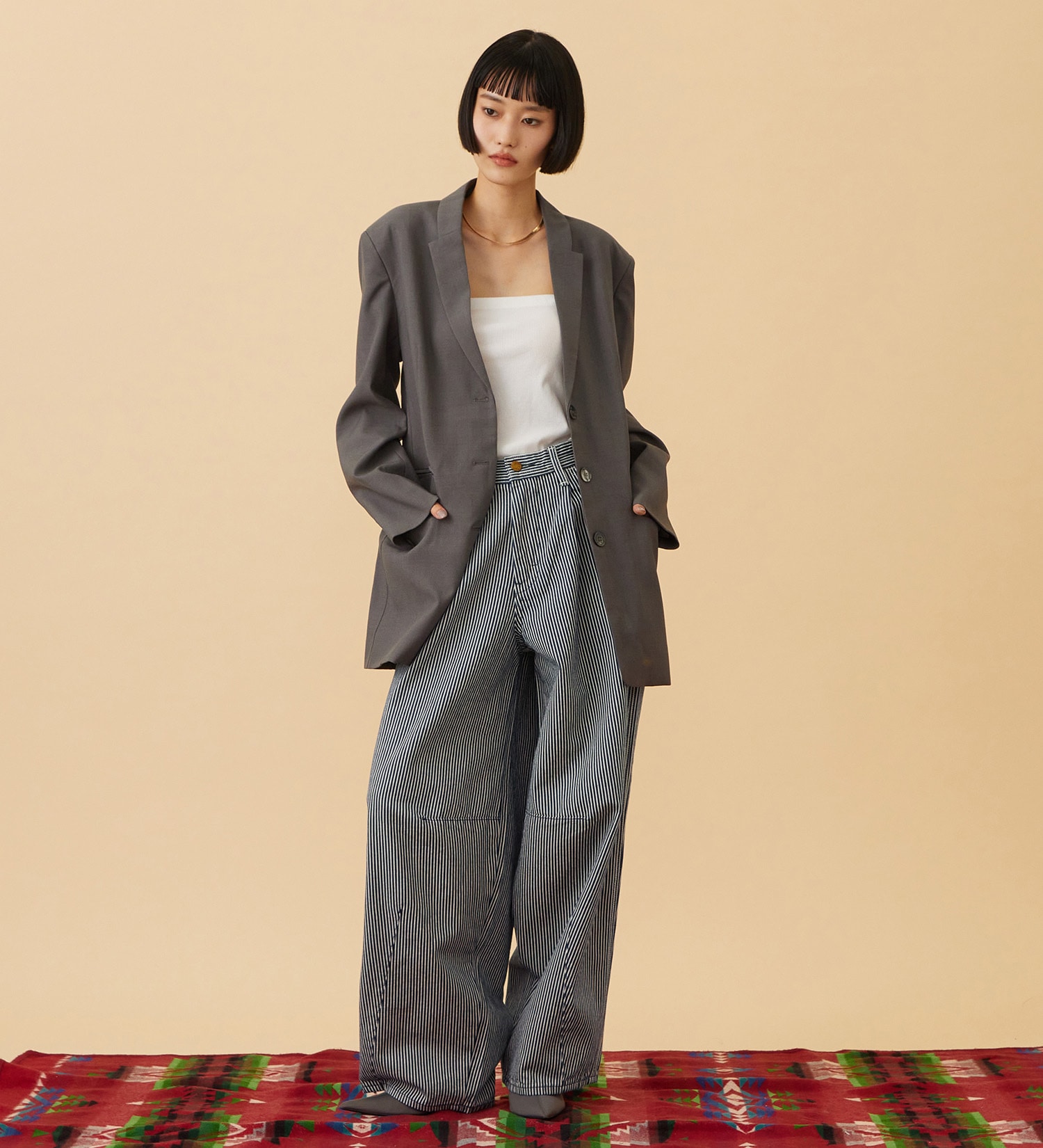Lee(リー)の【予約】ARCH PAINTER/アーチペインターデニムパンツ DUNGAREES【セットアップ対応】|パンツ/デニム/ジーンズパンツ/レディース|ヒッコリー