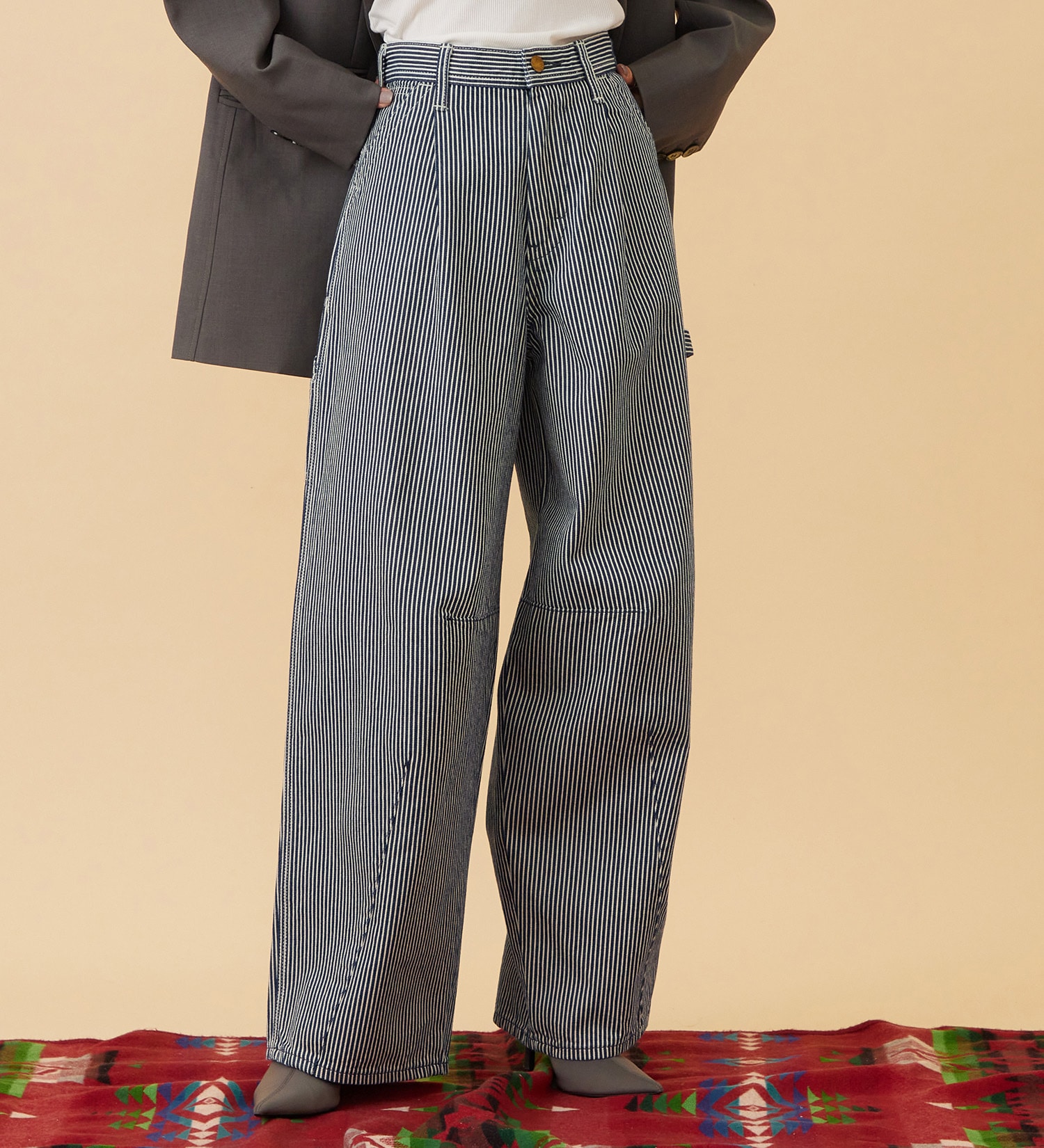 Lee(リー)の【予約】ARCH PAINTER/アーチペインターデニムパンツ DUNGAREES【セットアップ対応】|パンツ/デニム/ジーンズパンツ/レディース|ヒッコリー