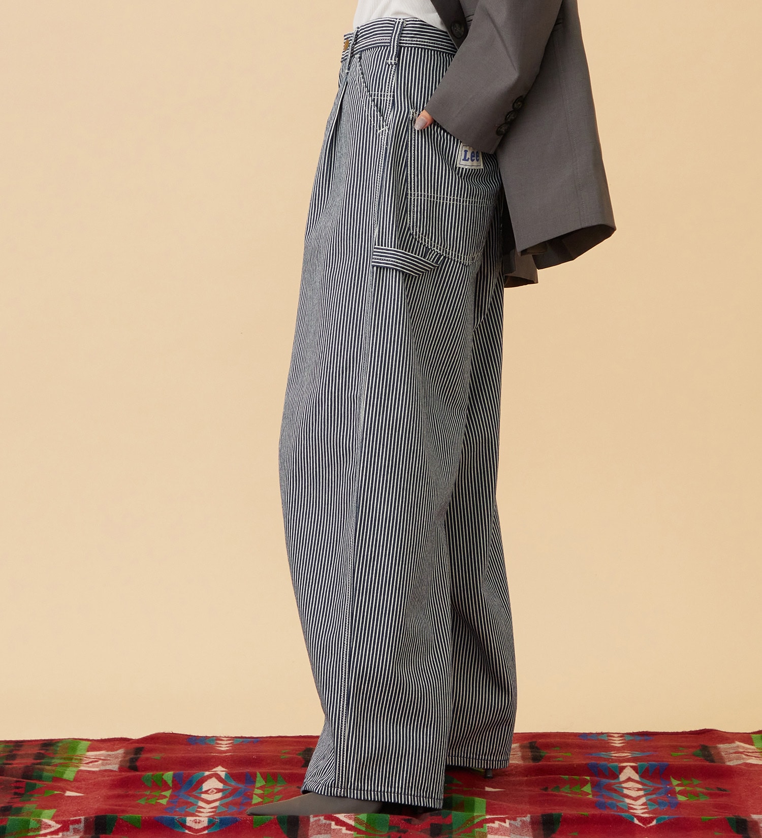 Lee(リー)の【予約】ARCH PAINTER/アーチペインターデニムパンツ DUNGAREES【セットアップ対応】|パンツ/デニム/ジーンズパンツ/レディース|ヒッコリー