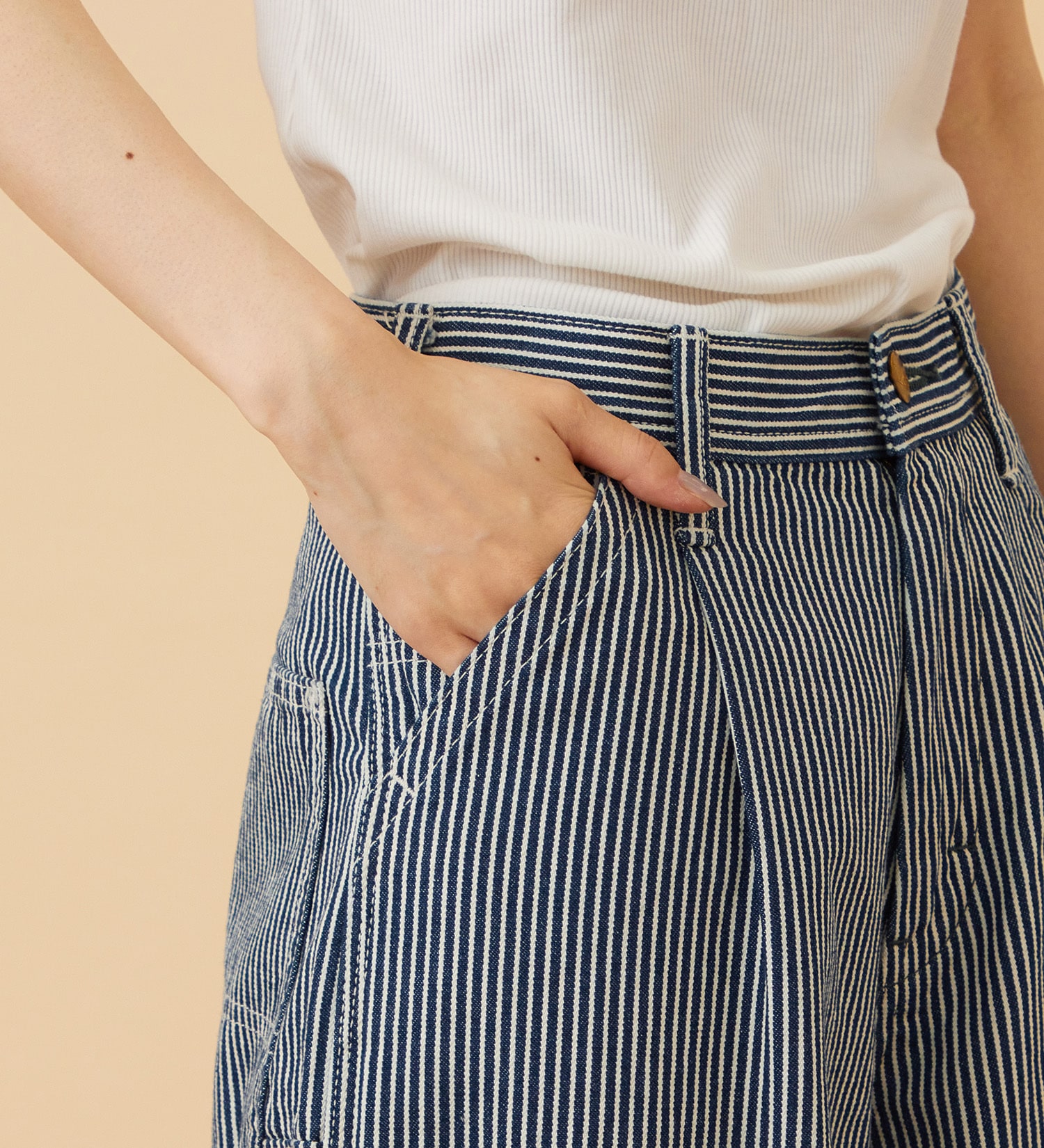 Lee(リー)の【予約】ARCH PAINTER/アーチペインターデニムパンツ DUNGAREES【セットアップ対応】|パンツ/デニム/ジーンズパンツ/レディース|ヒッコリー