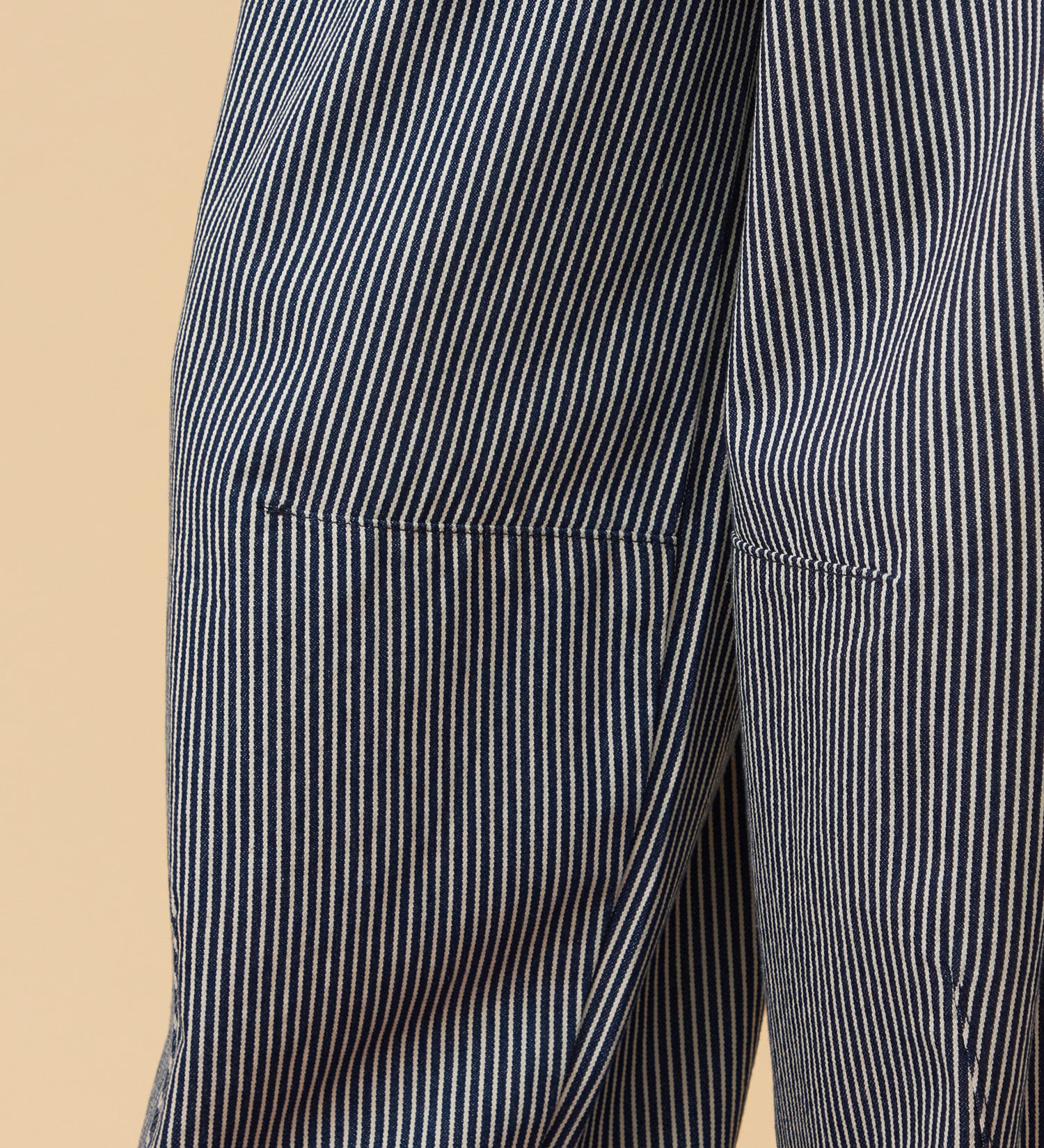 Lee(リー)の【予約】ARCH PAINTER/アーチペインターデニムパンツ DUNGAREES【セットアップ対応】|パンツ/デニム/ジーンズパンツ/レディース|ヒッコリー