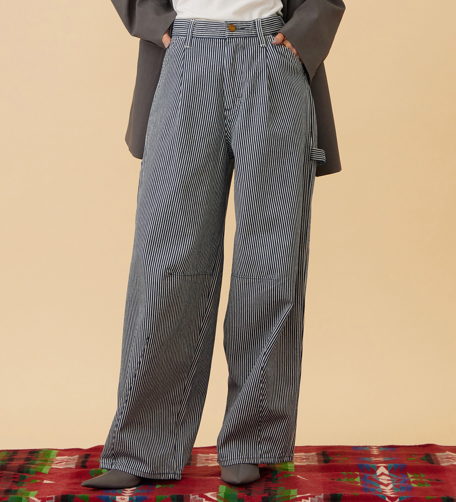 Lee(リー)の【予約】ARCH PAINTER/アーチペインターデニムパンツ DUNGAREES【セットアップ対応】|パンツ/デニム/ジーンズパンツ/レディース|ヒッコリー