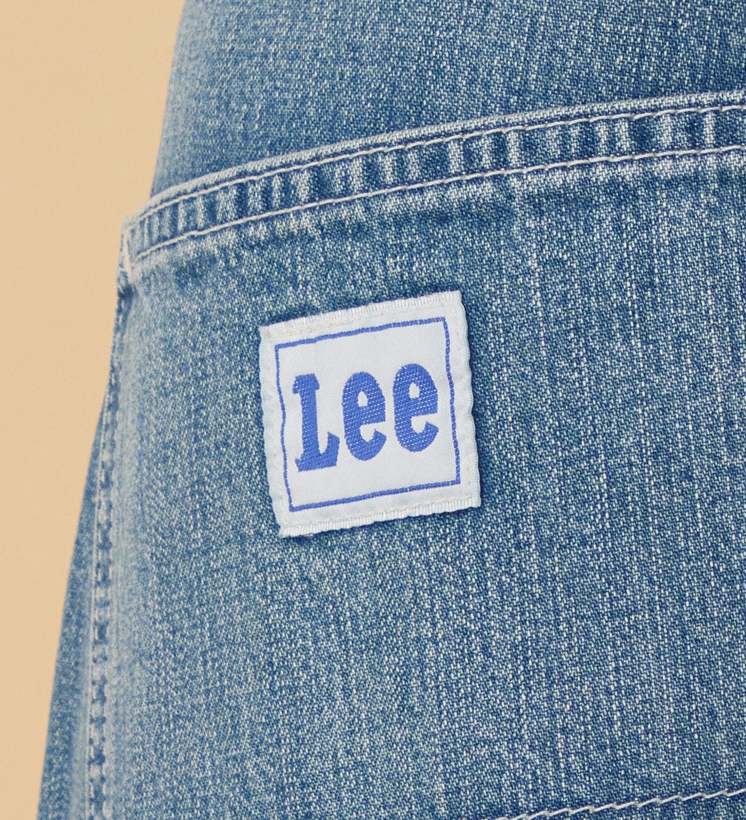 Lee(リー)の【予約】ARCH PAINTER/アーチペインターデニムパンツ DUNGAREES【セットアップ対応】|パンツ/デニム/ジーンズパンツ/レディース|中色ブルー