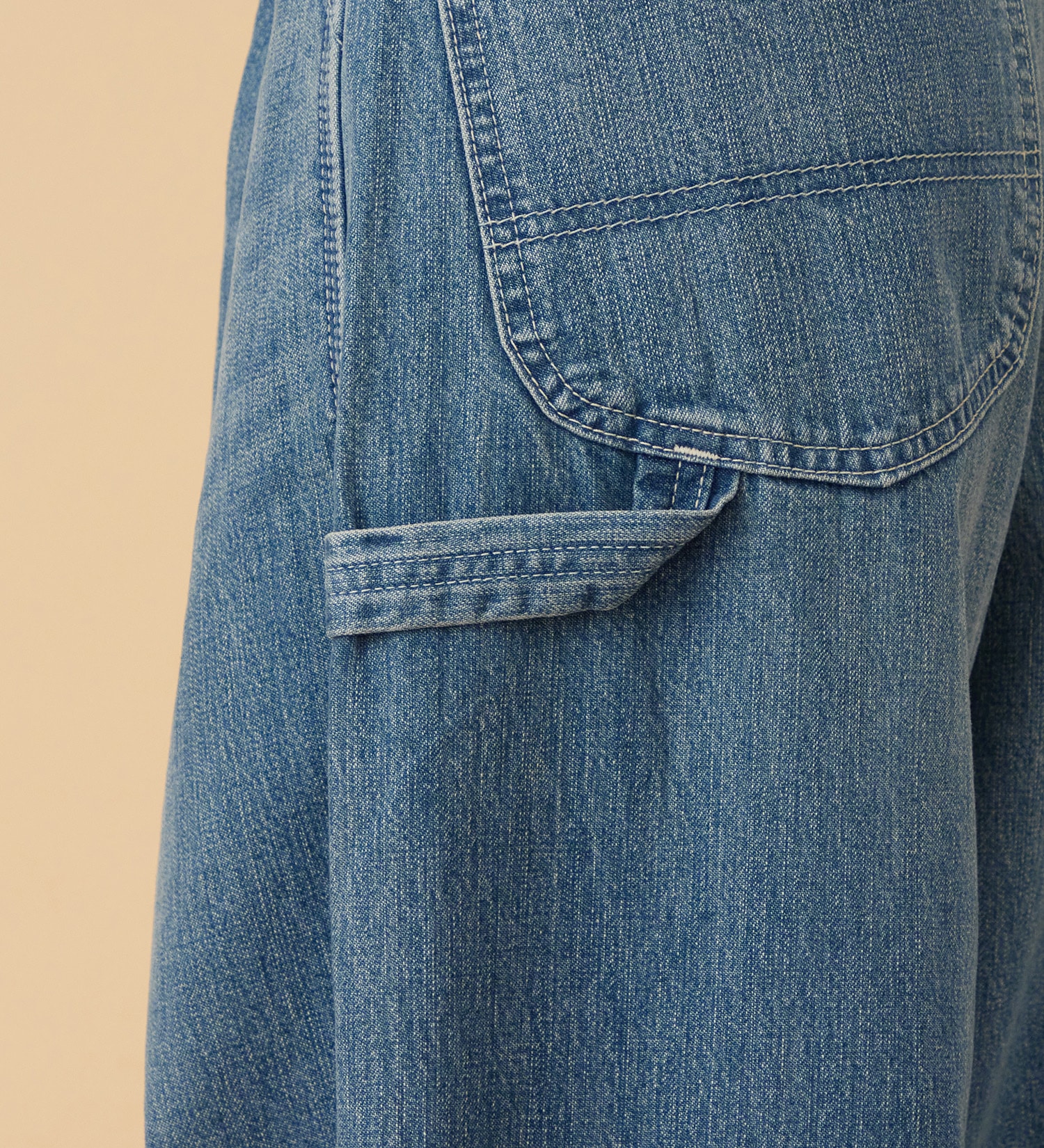 Lee(リー)の【予約】ARCH PAINTER/アーチペインターデニムパンツ DUNGAREES【セットアップ対応】|パンツ/デニム/ジーンズパンツ/レディース|中色ブルー