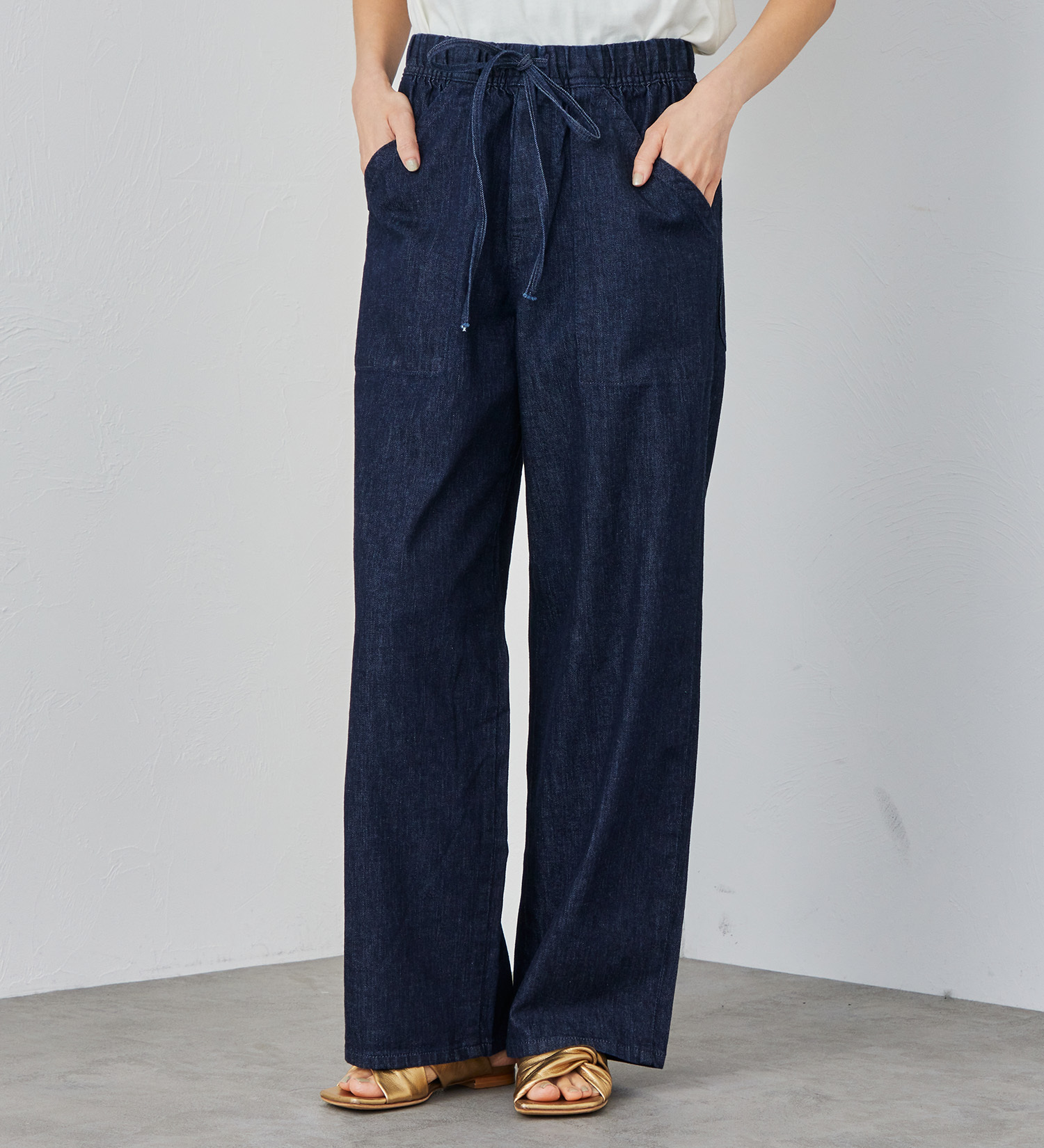 Lee(リー)の【直営店・WEB別注】リラックスワイドペインターパンツ 【涼/JADE AIR/軽量デニム】|パンツ/デニム/ジーンズパンツ/レディース|インディゴブルー