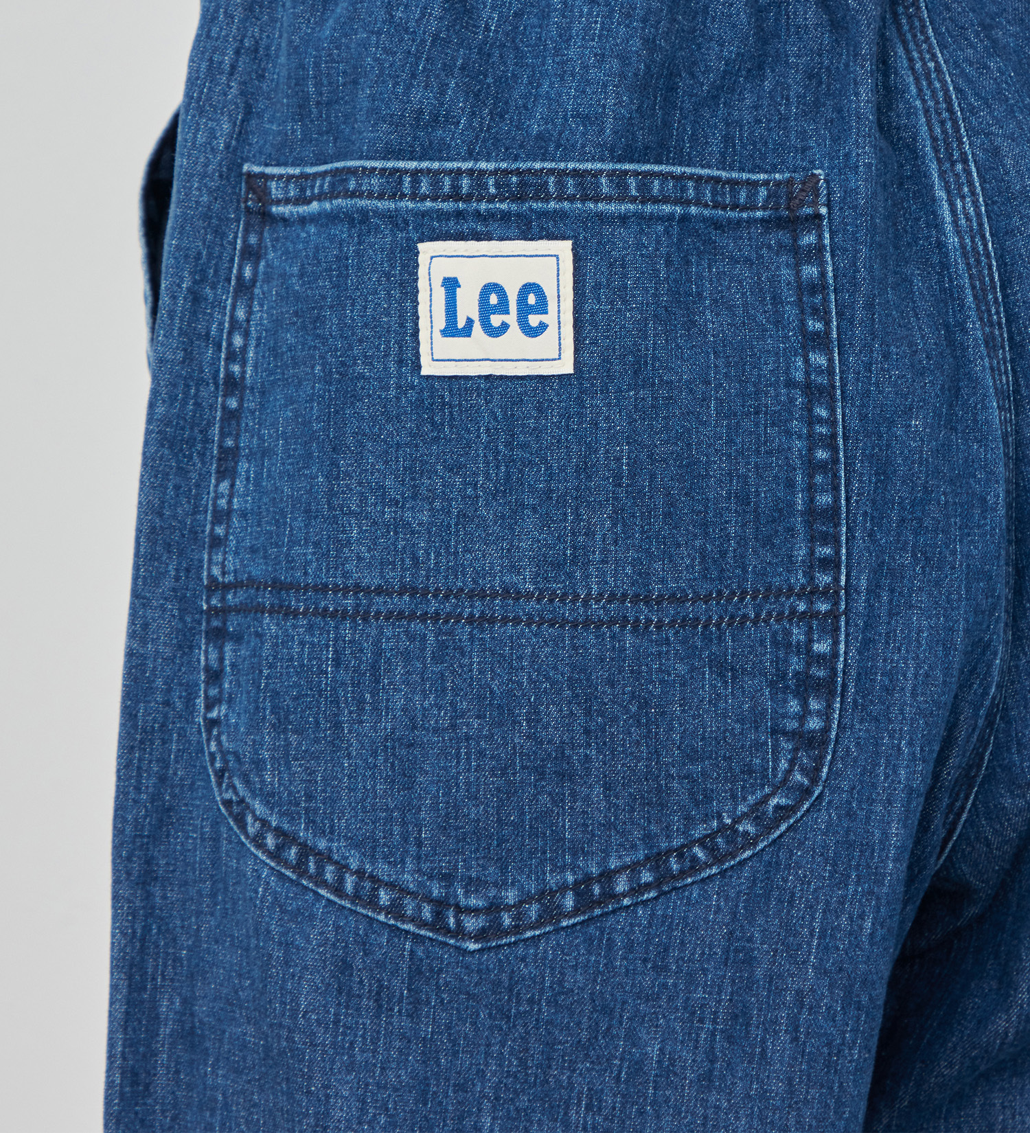 Lee(リー)の【直営店・WEB別注】リラックスワイドペインターパンツ 【涼/JADE AIR/軽量デニム】|パンツ/デニム/ジーンズパンツ/レディース|中色ブルー