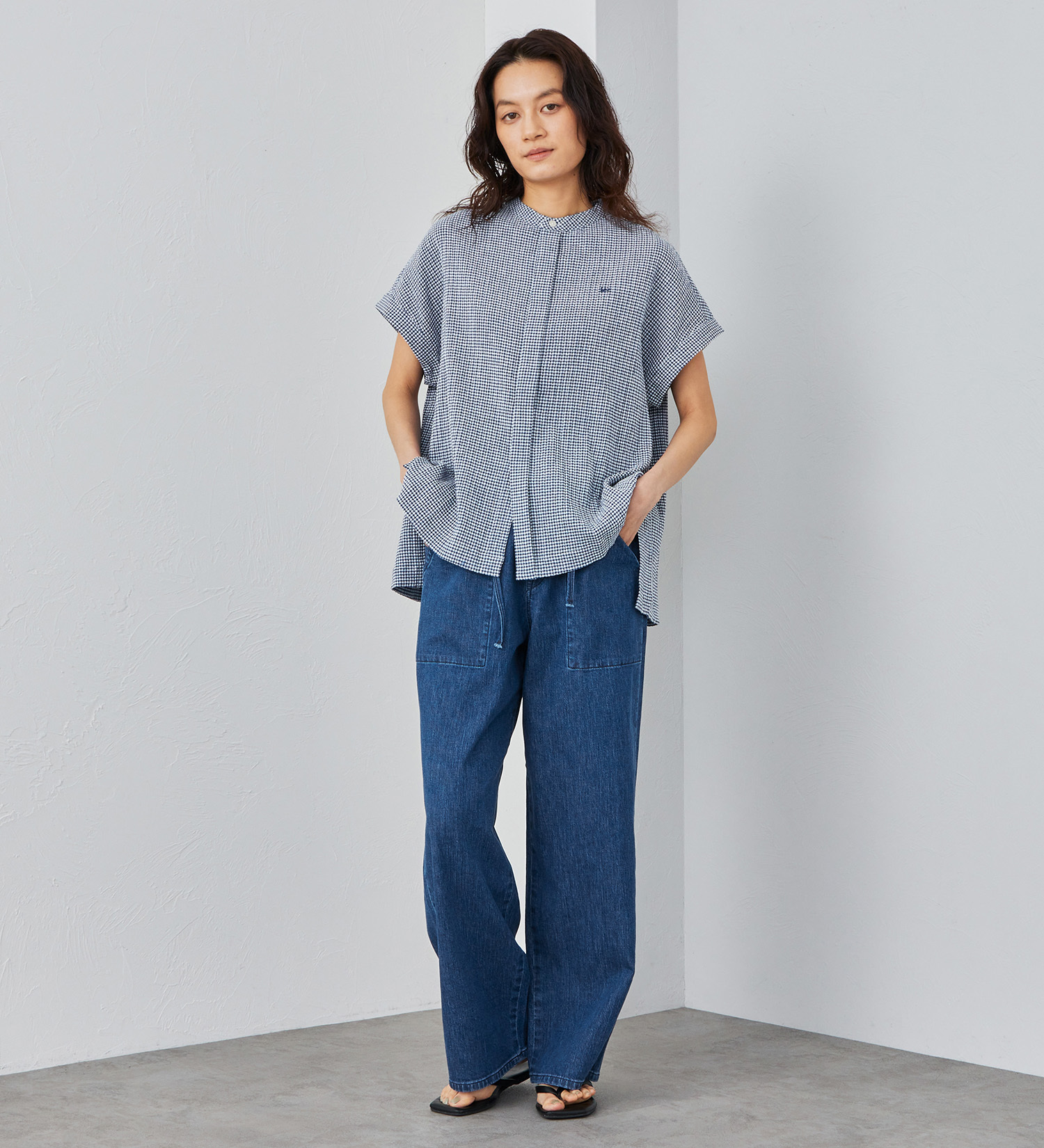 Lee(リー)の【直営店・WEB別注】リラックスワイドペインターパンツ 【涼/JADE AIR/軽量デニム】|パンツ/デニム/ジーンズパンツ/レディース|中色ブルー