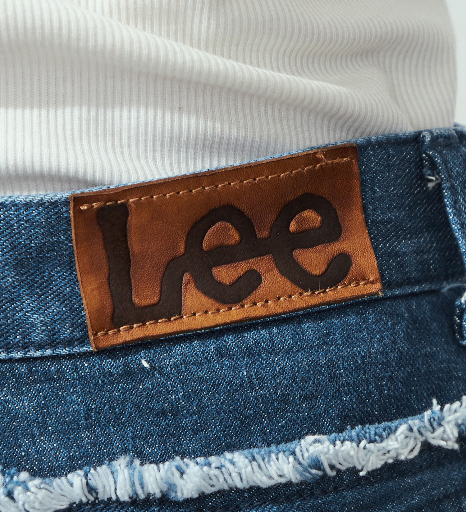 Lee(リー)のダブルウエスト ワイドデニムパンツ/オーガニック混コットン|パンツ/デニム/ジーンズパンツ/レディース|中色ブルー