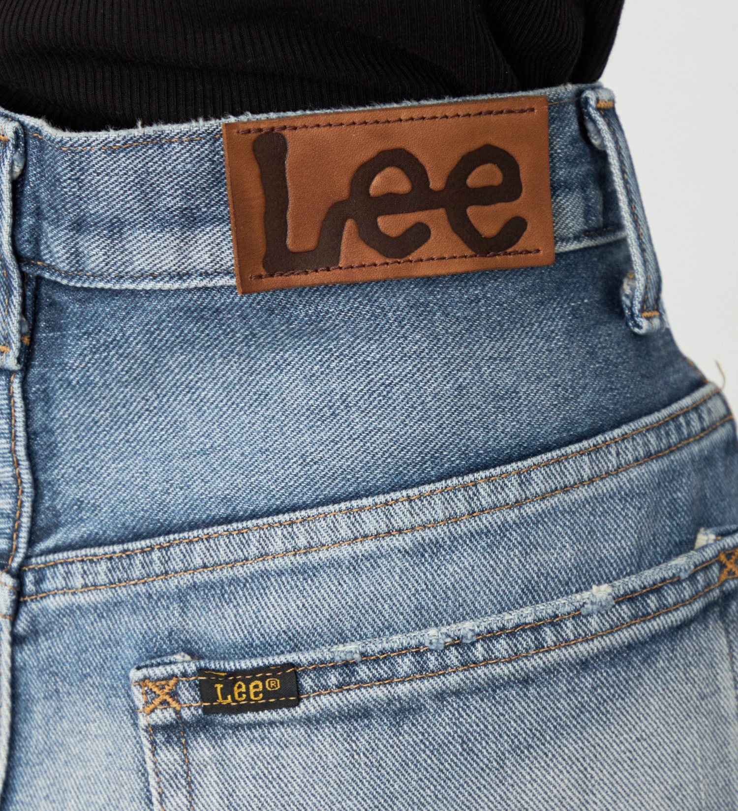 Lee(リー)のワイドデニムパンツ 上質コットン100%|パンツ/デニム/ジーンズパンツ/レディース|中色ブルー