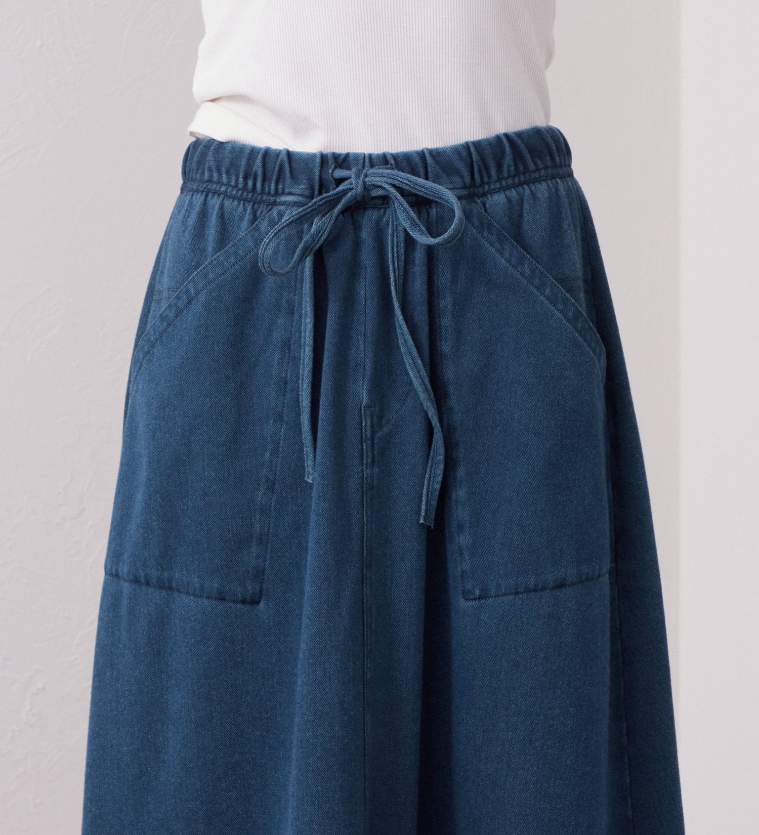 Lee(リー)のEASY SKIRT / イージースカート ニットデニム【暖】|スカート/デニムスカート/レディース|中色ブルー