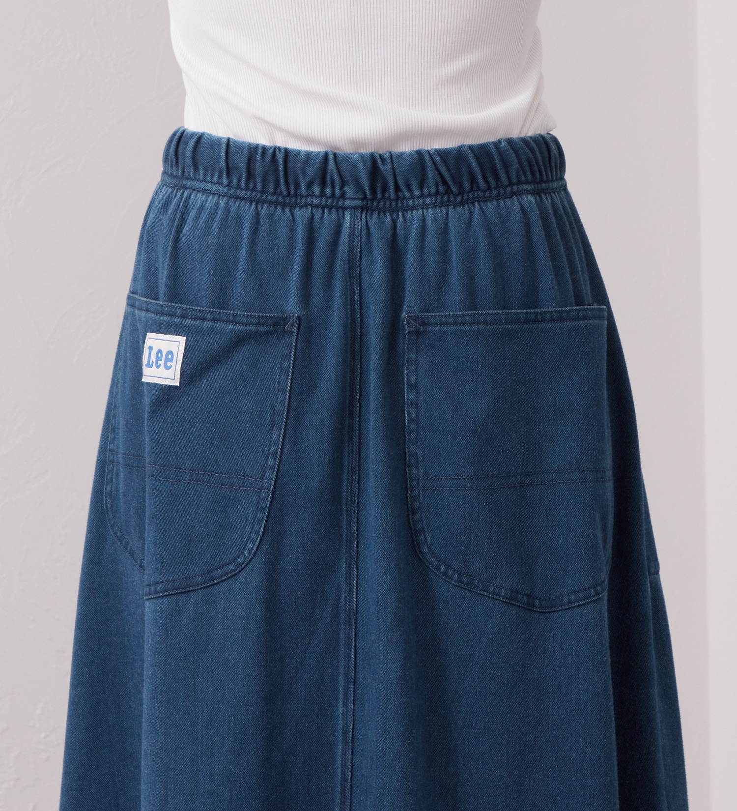 Lee(リー)のEASY SKIRT / イージースカート ニットデニム【暖】|スカート/デニムスカート/レディース|中色ブルー