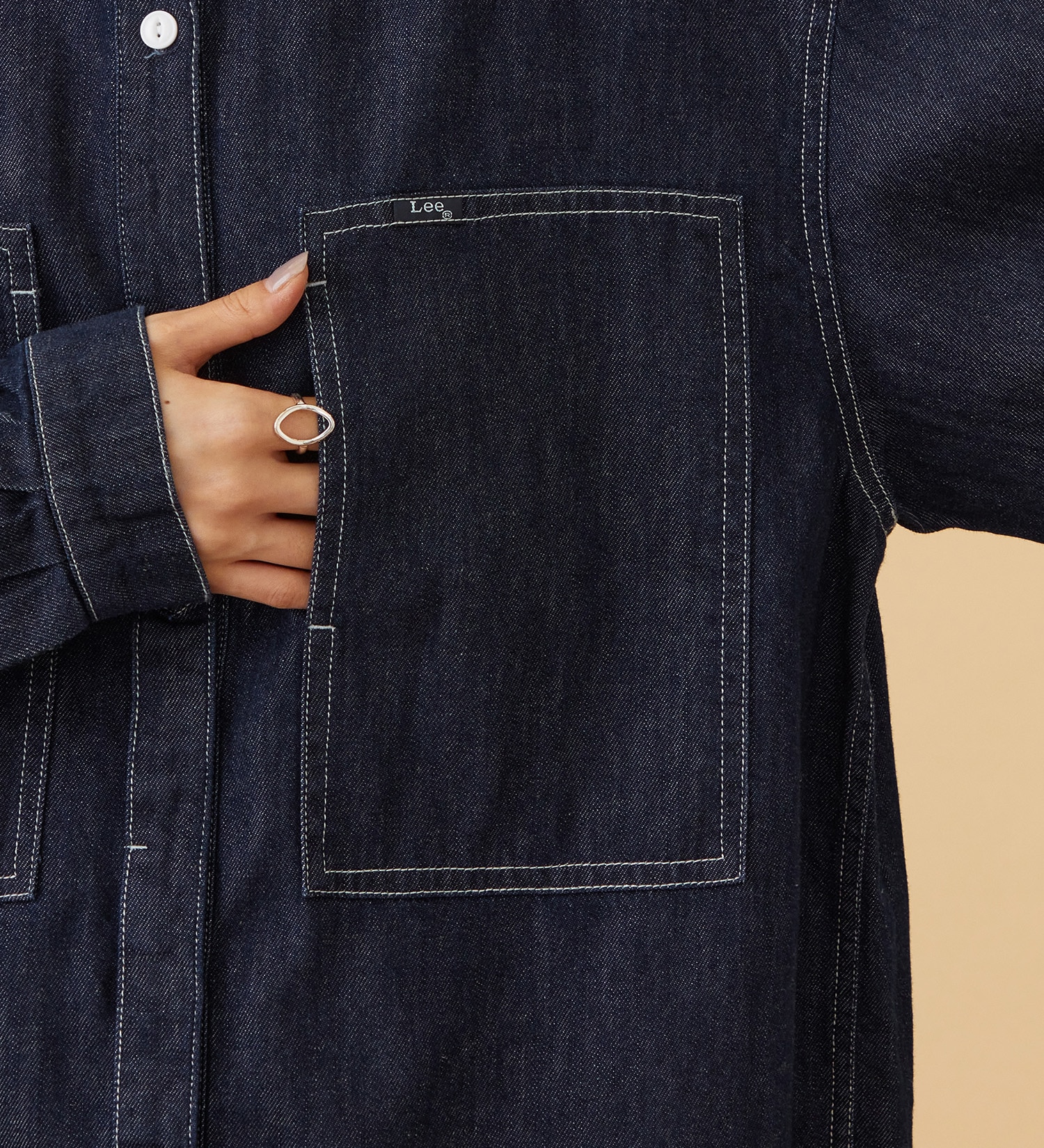 Lee(リー)のSKIPPER DENIM SHIRTS / スキッパーデニムシャツ|トップス/シャツ/ブラウス/レディース|インディゴブルー