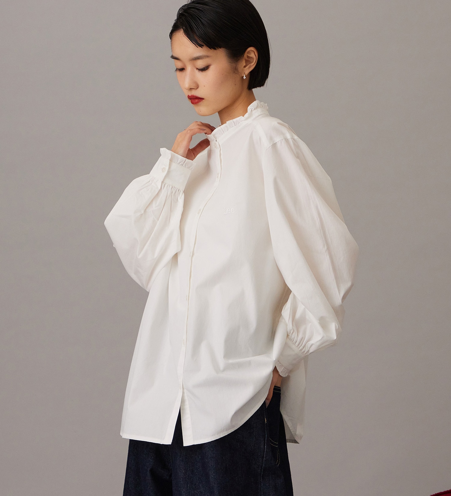 Lee(リー)のFRILL DENIM SHIRTS / フリルデニムシャツ|トップス/シャツ/ブラウス/レディース|ホワイト