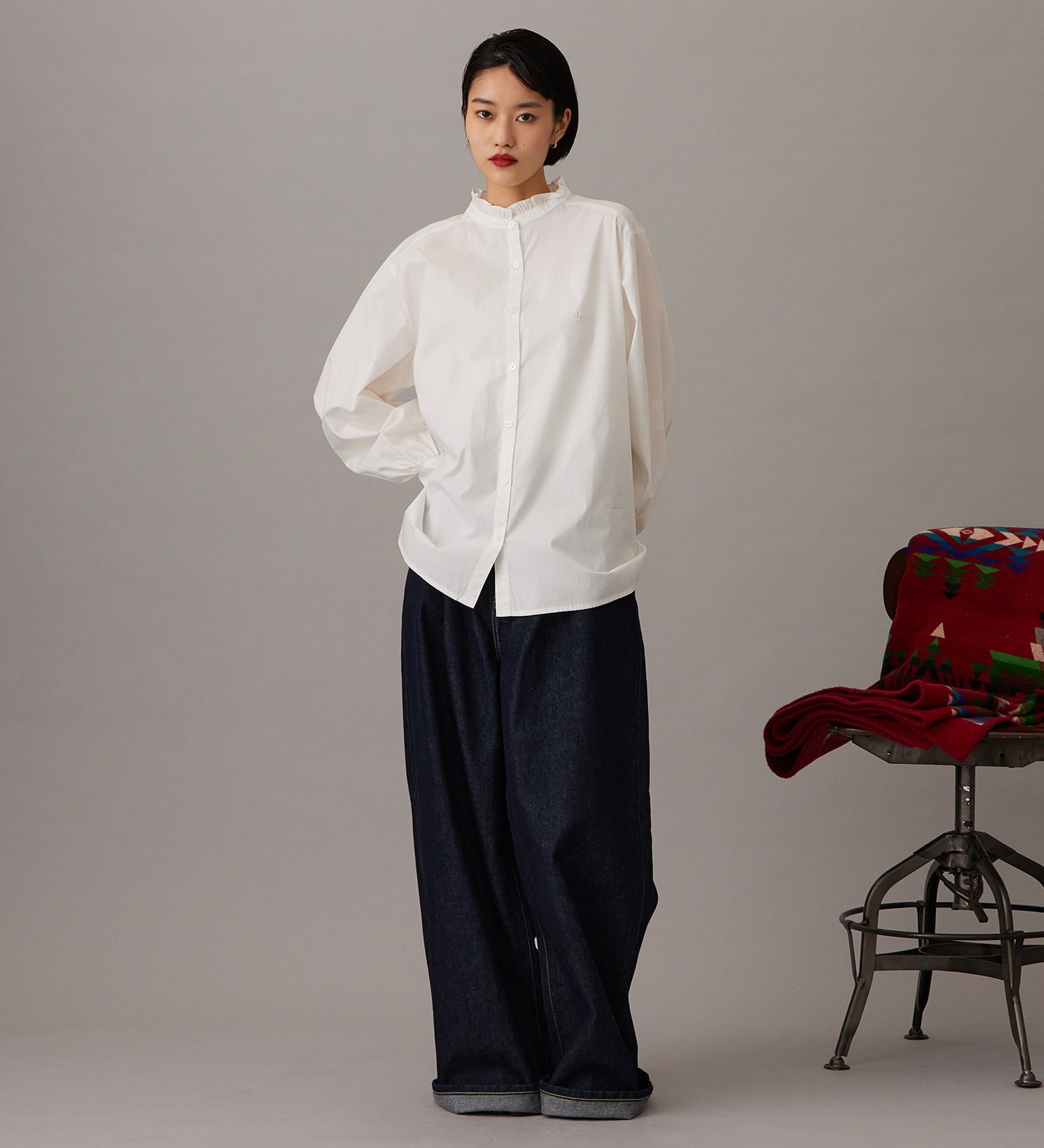 Lee(リー)のFRILL DENIM SHIRTS / フリルデニムシャツ|トップス/シャツ/ブラウス/レディース|ホワイト