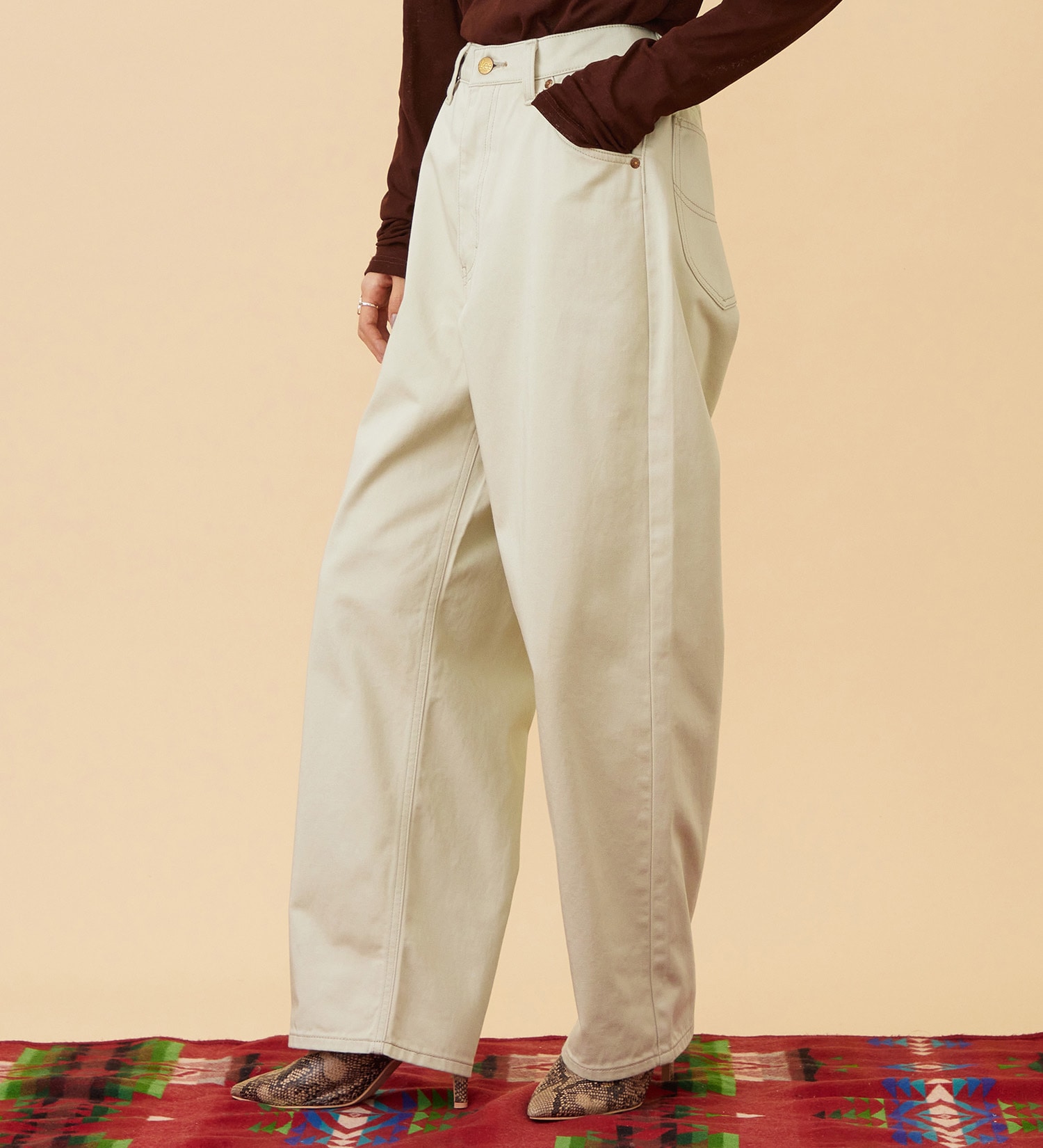 Lee(リー)の【試着対象】【LOOKBOOK掲載】WESRETNER PANTS/ウエスタナーパンツ【セットアップ可】|パンツ/パンツ/レディース|ベージュ
