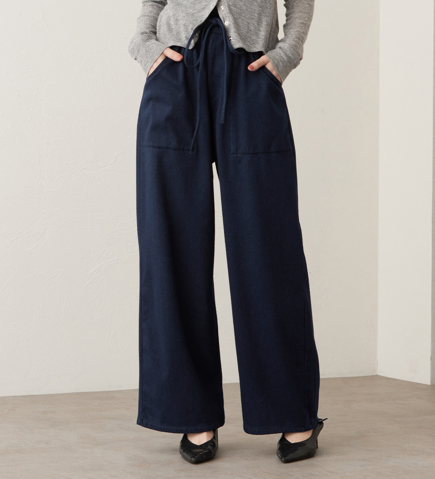 Lee(リー)の【試着対象】EASY PAINTER PANTS / イージーペインターパンツ ニットデニム【暖】|パンツ/デニム/ジーンズパンツ/レディース|インディゴブルー