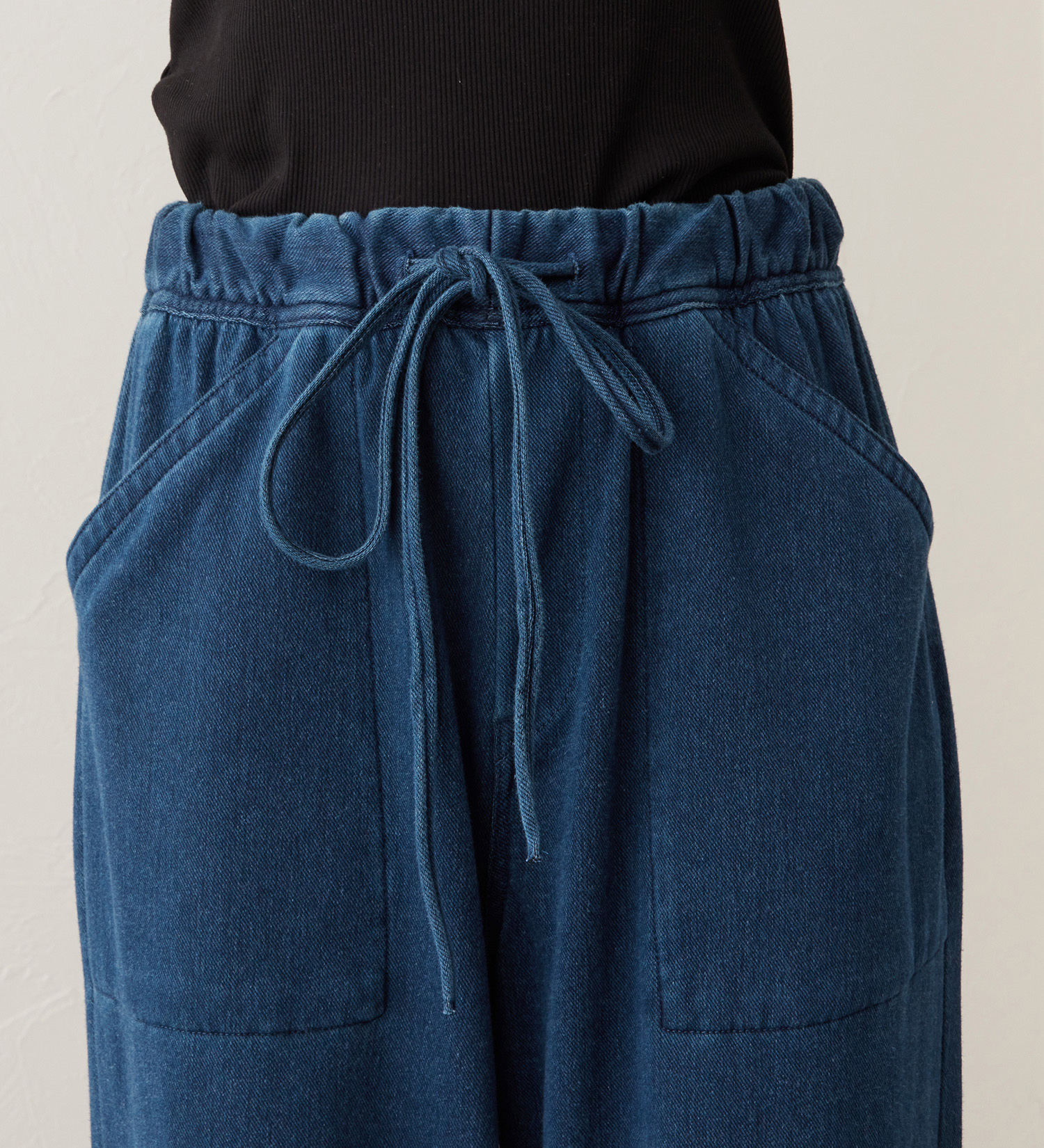 Lee(リー)の【試着対象】EASY PAINTER PANTS / イージーペインターパンツ ニットデニム【暖】|パンツ/デニム/ジーンズパンツ/レディース|中色ブルー