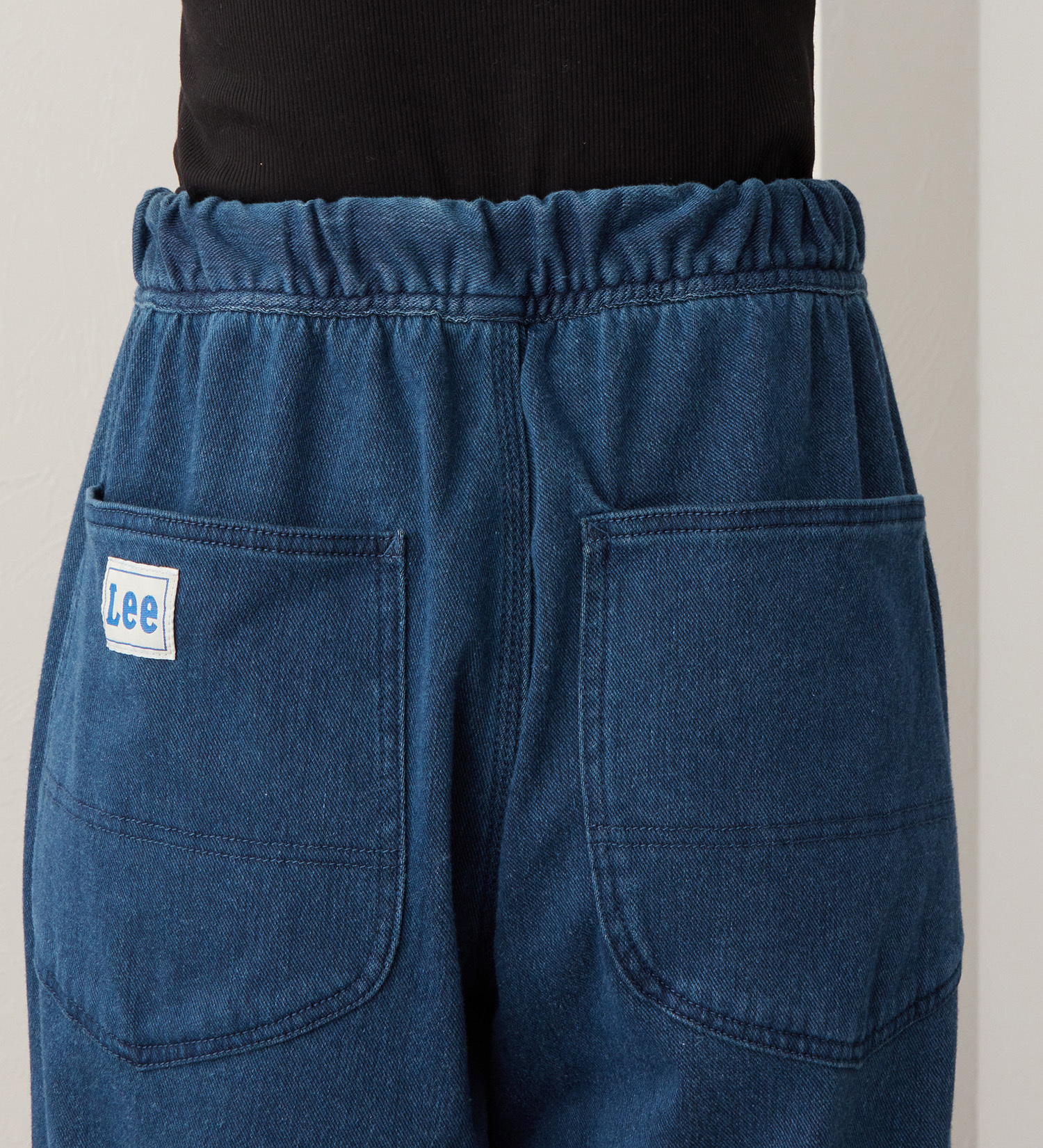 Lee(リー)の【試着対象】EASY PAINTER PANTS / イージーペインターパンツ ニットデニム【暖】|パンツ/デニム/ジーンズパンツ/レディース|中色ブルー