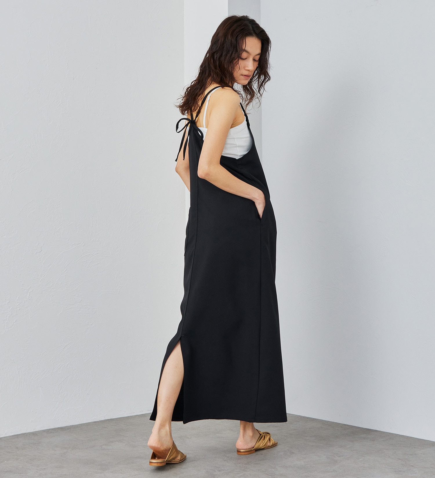 Lee(リー)の【SUMMER SALE】RELAX SALOPETTE SKIRT/サロペットスカート【涼/運動会コーデ】【梅雨対策】|オールインワン/ジャンパースカート/レディース|ブラック