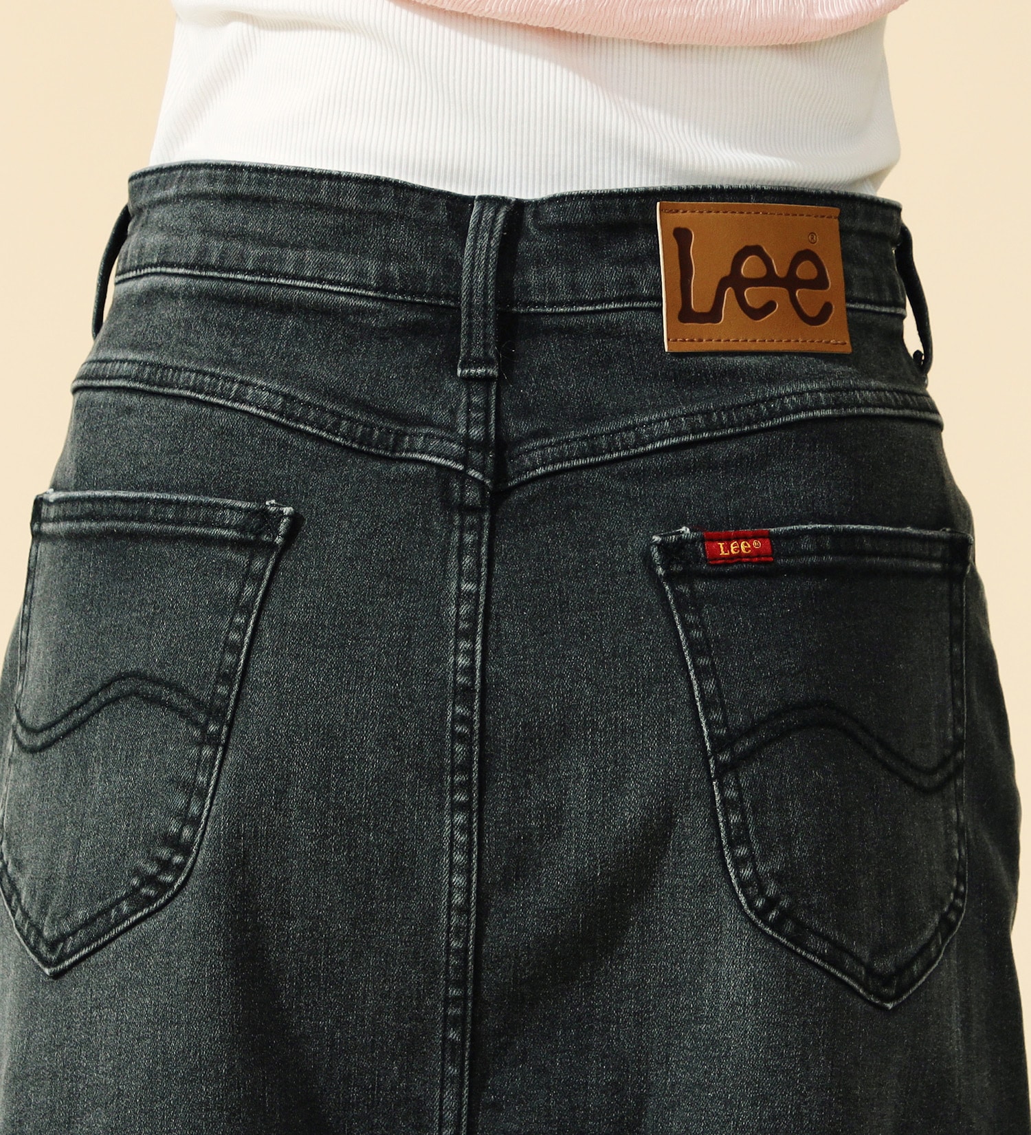 Lee(リー)の【FINAL SALE】【2024年春夏モデル】【豊富なサイズ展開】Lee BABE ストレッチ/ミドル丈デニムスカート XS-XL|スカート/デニムスカート/レディース|ブラックデニム
