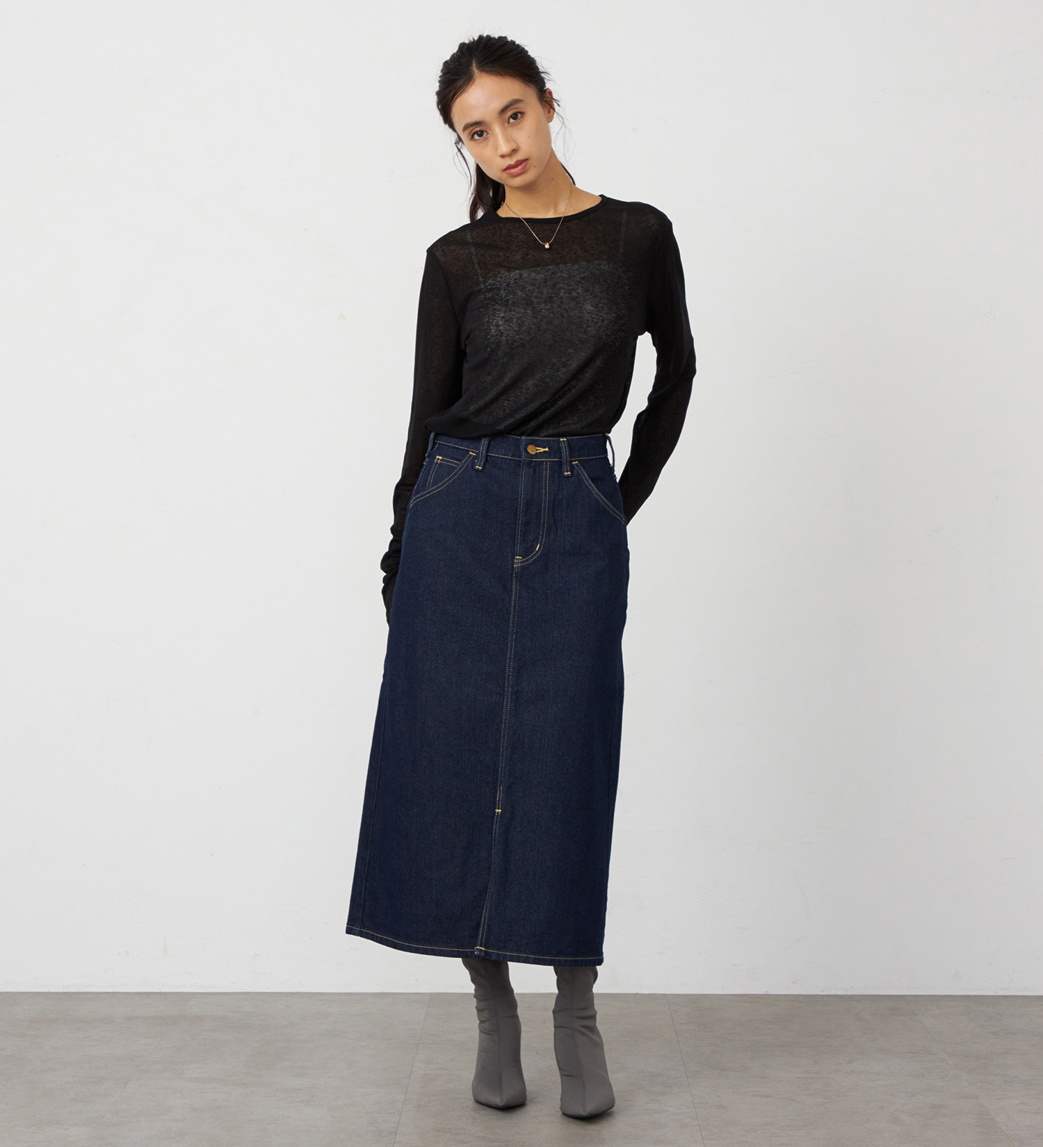 Lee(リー)のLee BABE ストレッチ/ミドル丈デニムスカート 【豊富なサイズ展開XS-XL】|スカート/デニムスカート/レディース|インディゴブルー
