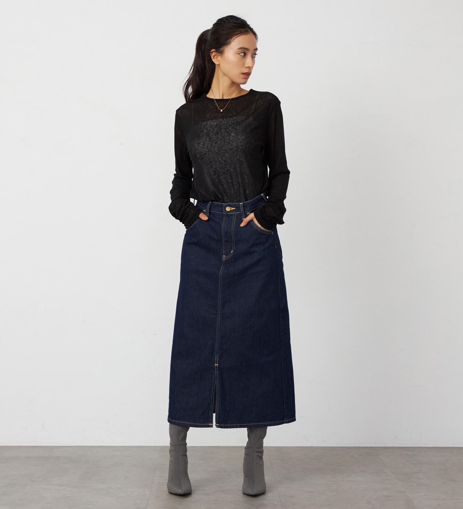 Lee(リー)のLee BABE ストレッチ/ミドル丈デニムスカート 【豊富なサイズ展開XS-XL】|スカート/デニムスカート/レディース|インディゴブルー