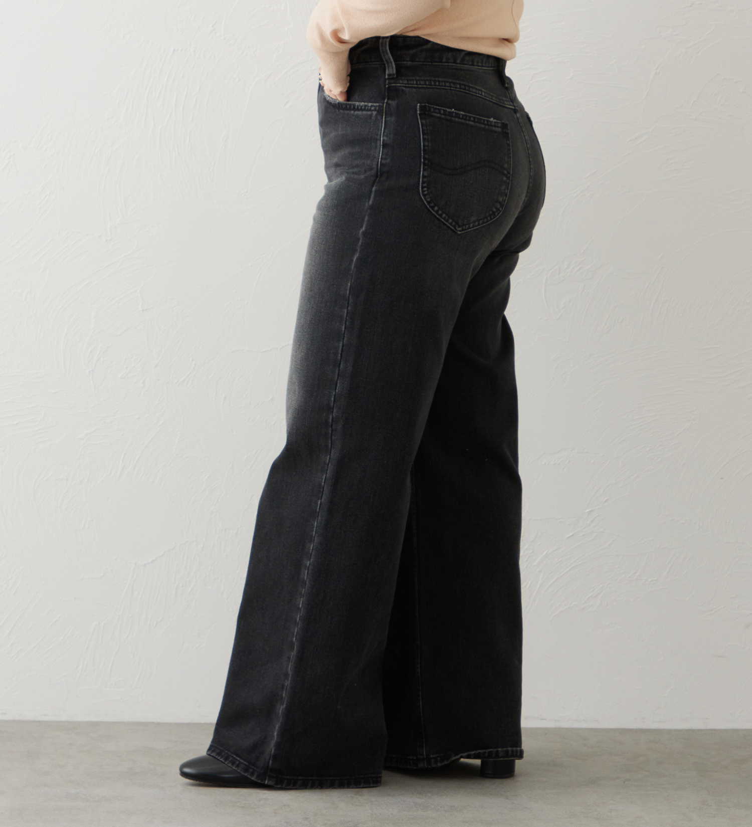 Lee(リー)の【SUMMER SALE】Lee BABE ストレッチ/ワイドデニムパンツ 【豊富なサイズ展開XXS-4L】|パンツ/デニム/ジーンズパンツ/レディース|ブラックデニム