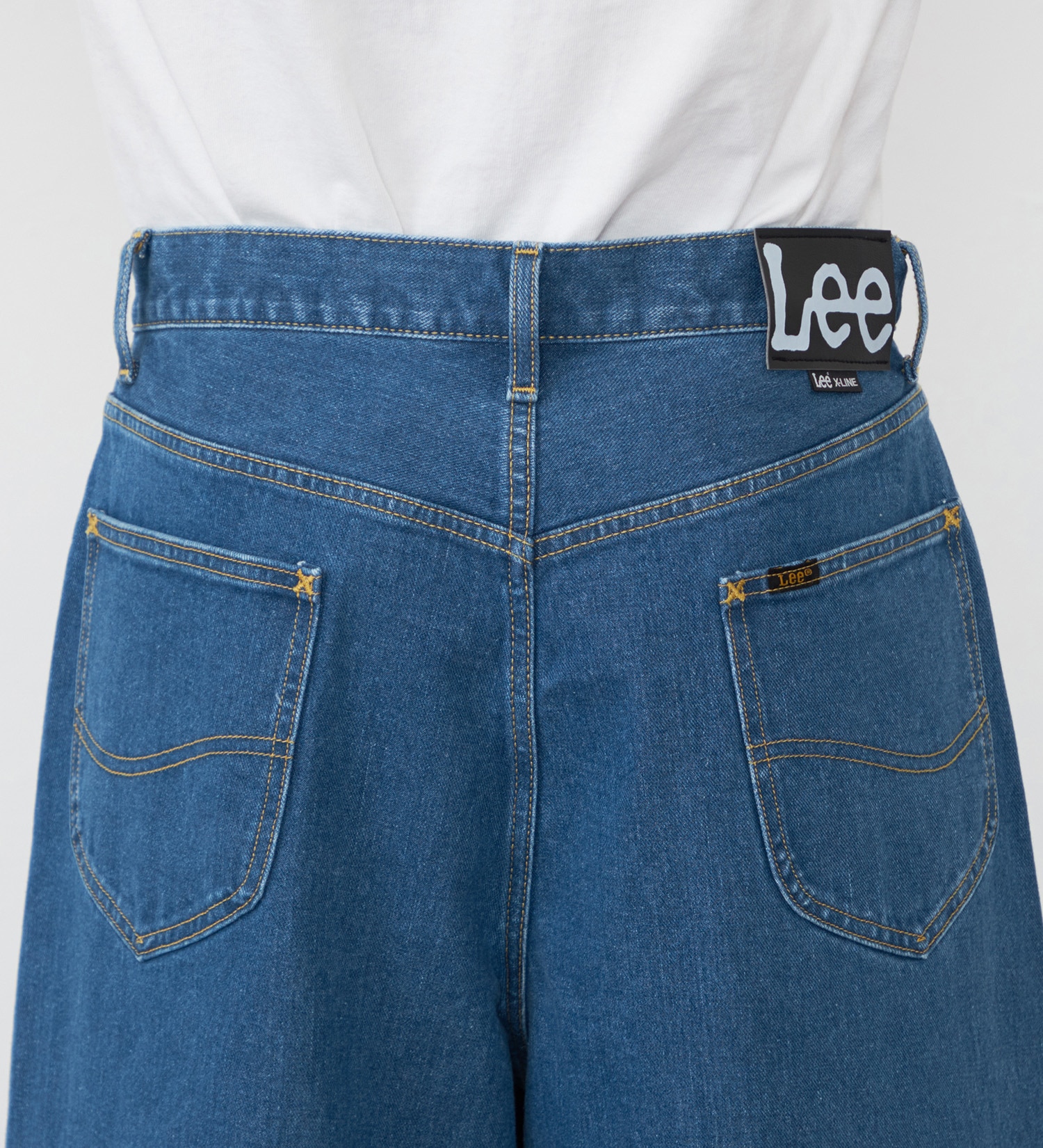 Lee(リー)の【試着対象】【X-LINE】WIDEST JEANS/最も太いバギーデニムパンツ|パンツ/デニム/ジーンズパンツ/メンズ|中色ブルー