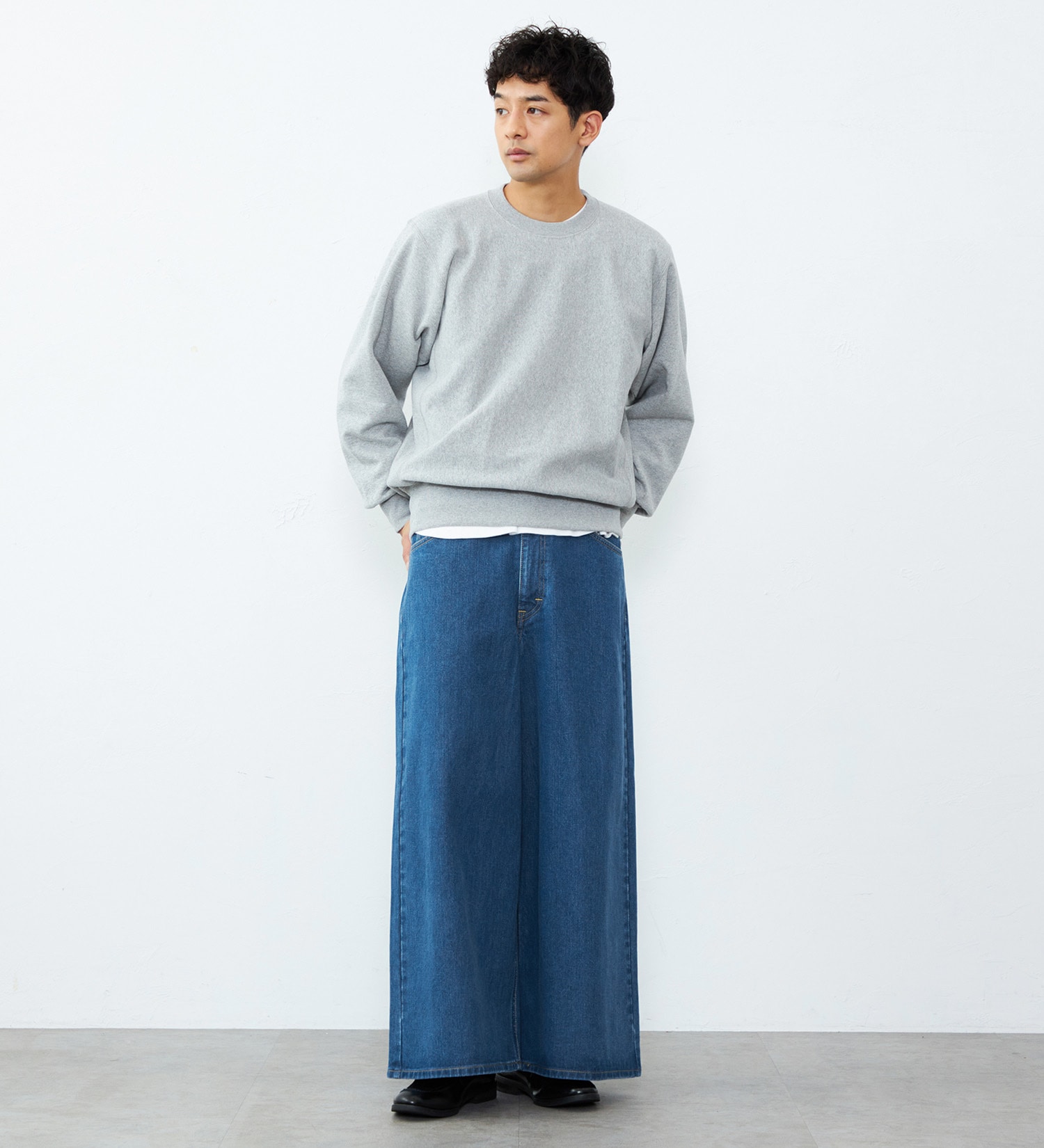Lee(リー)の【試着対象】【X-LINE】WIDEST JEANS/最も太いバギーデニムパンツ|パンツ/デニム/ジーンズパンツ/メンズ|中色ブルー