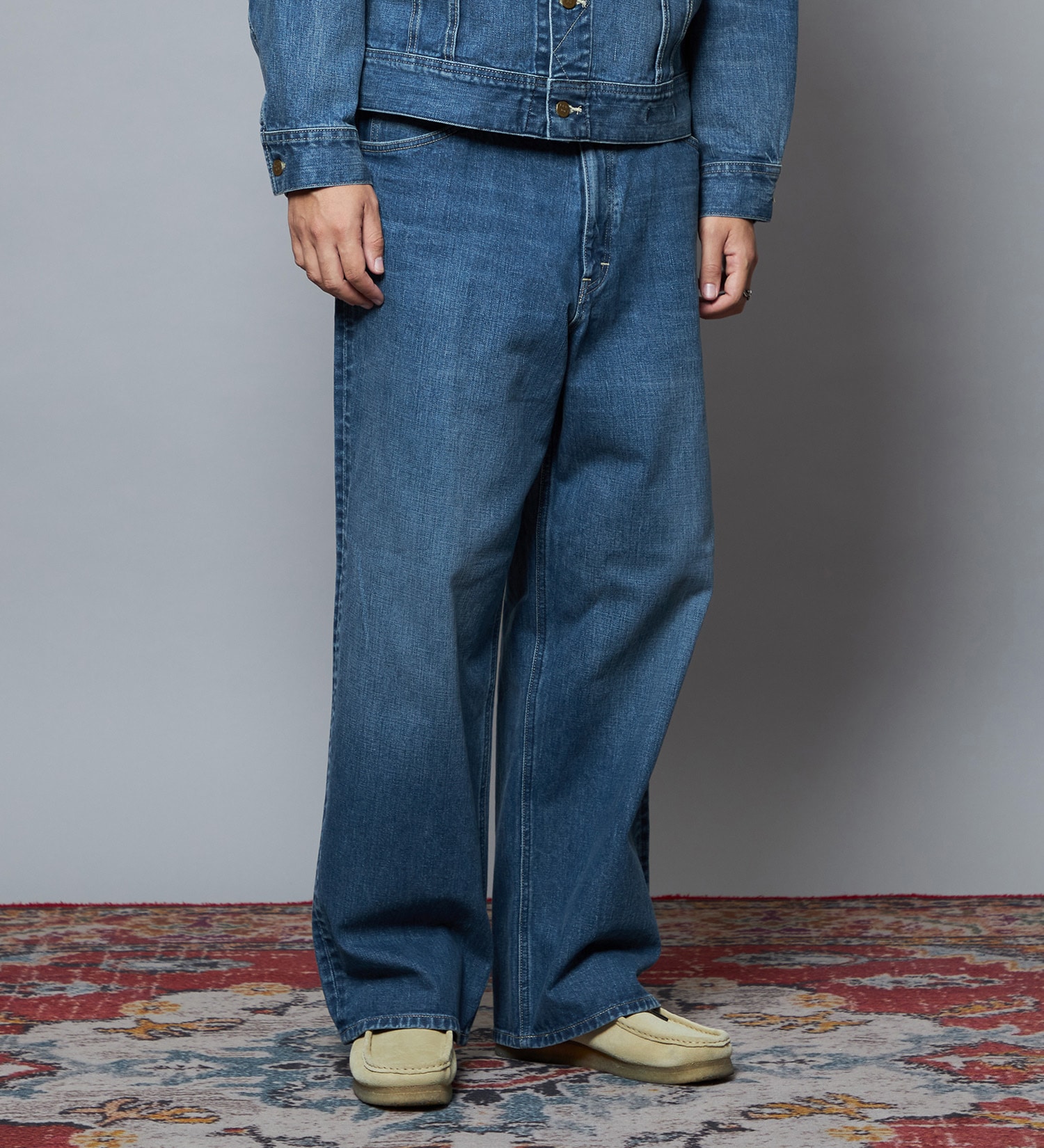 Lee(リー)の【予約】【101 101周年記念特別モデル】 ANNIVERSARY 101-Z LOOSE ルーズデニムパンツ セットアップ可|パンツ/デニム/ジーンズパンツ/メンズ|中色ブルー