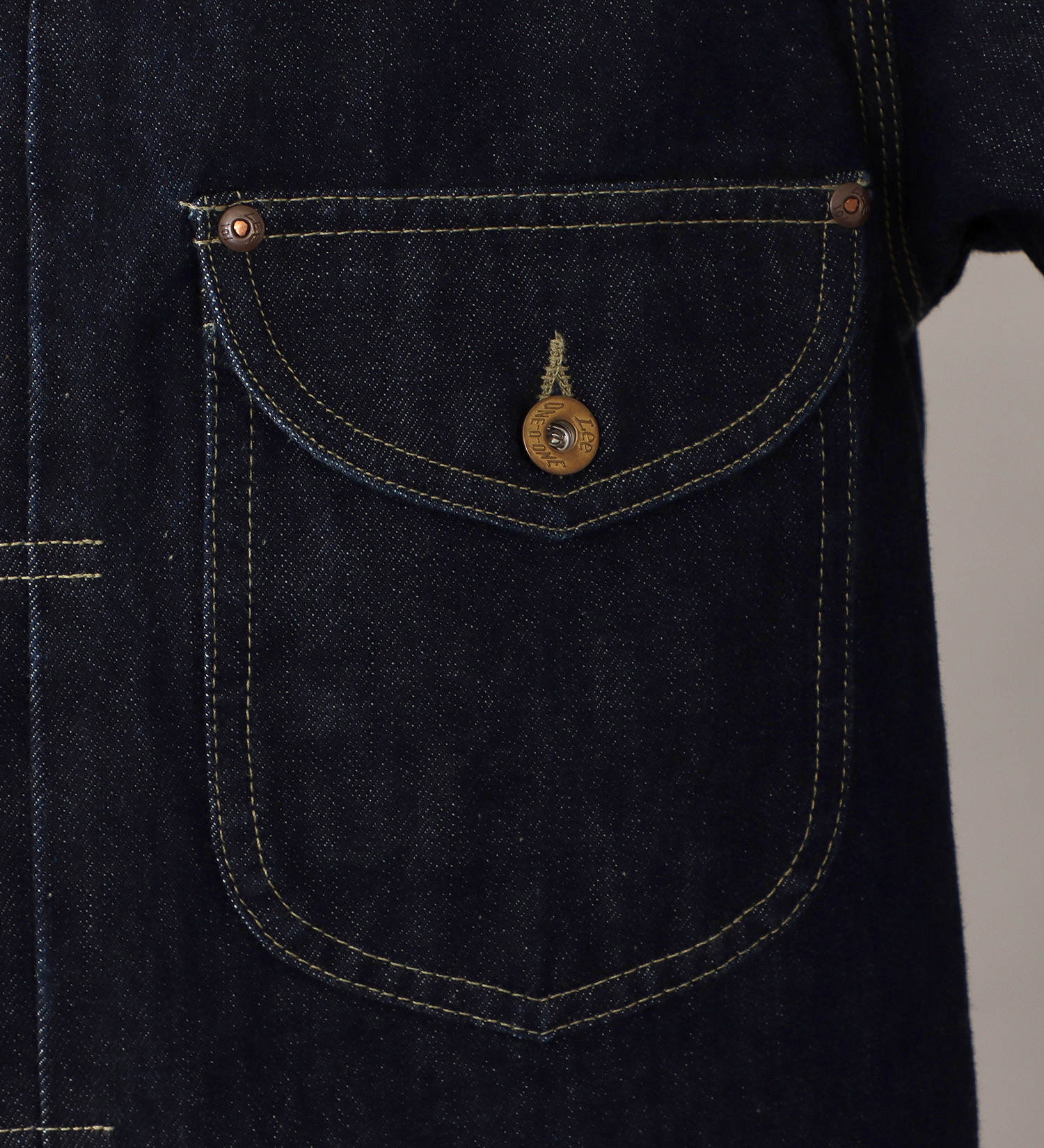 Lee(リー)の【予約】【101 101周年記念特別モデル】ANNIVERSARY 101 ICONIC COWBOY JACKET セットアップ可|ジャケット/アウター/デニムジャケット/メンズ|インディゴブルー