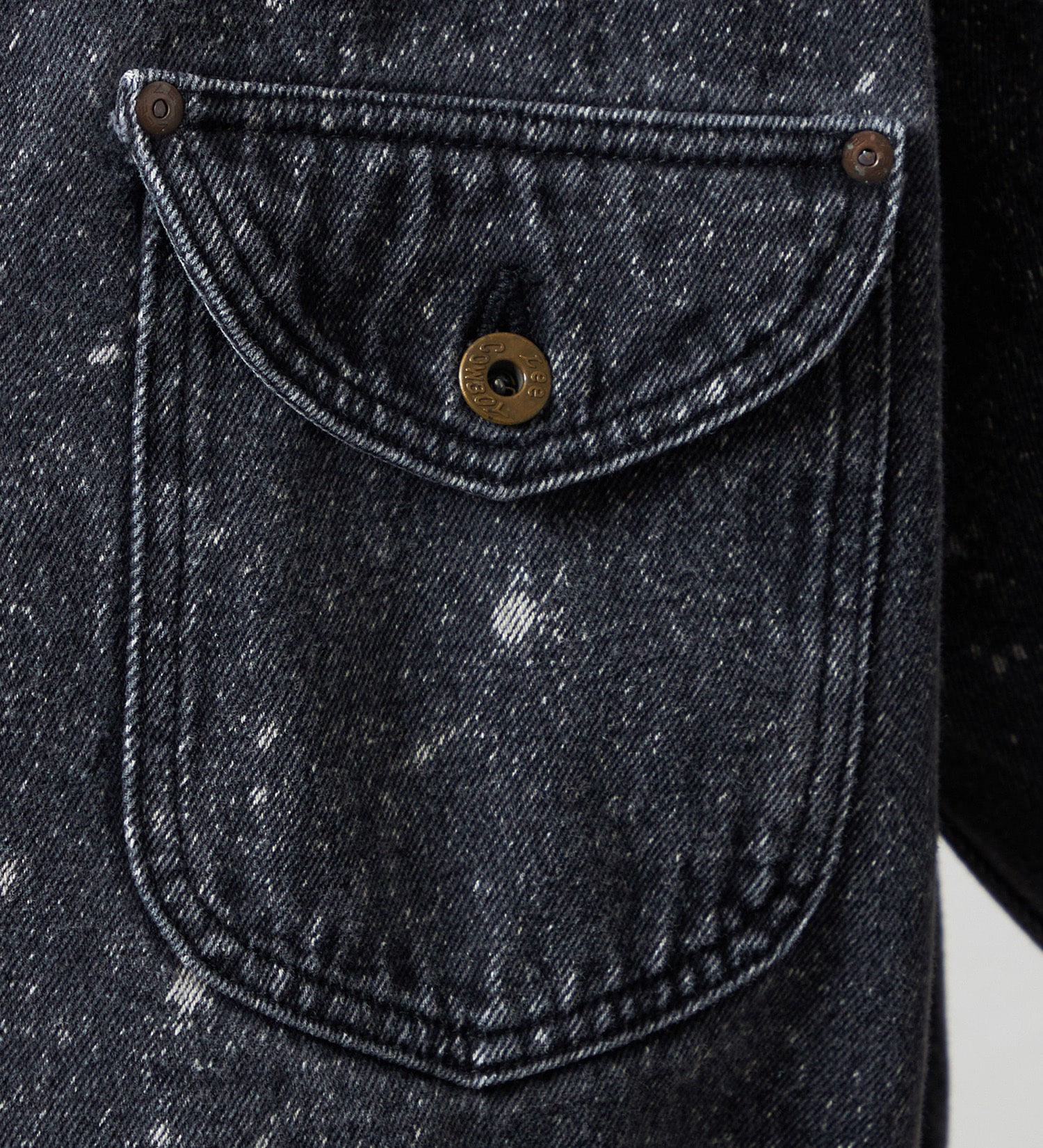 Lee(リー)のSUPERSIZED ビッグシルエットカウボーイデニムジャケット/ギャラクティックウォッシュ セットアップ対応|ジャケット/アウター/デニムジャケット/メンズ|ブラックデニム