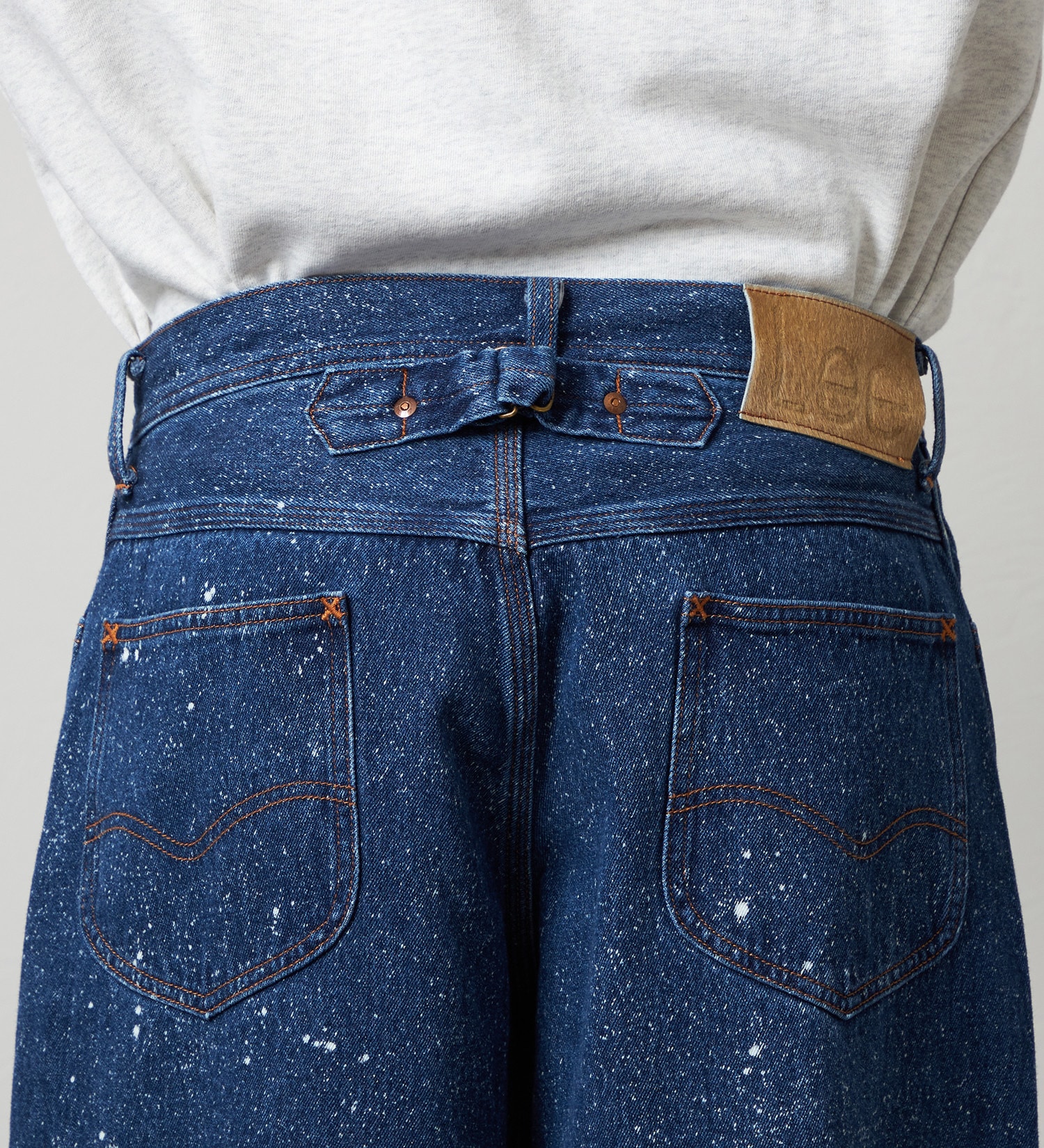 Lee(リー)のSUPERSIZED ビッグシルエットカウボーイデニムパンツ/ギャラクティックウォッシュ セットアップ対応|パンツ/デニム/ジーンズパンツ/メンズ|中色ブルー