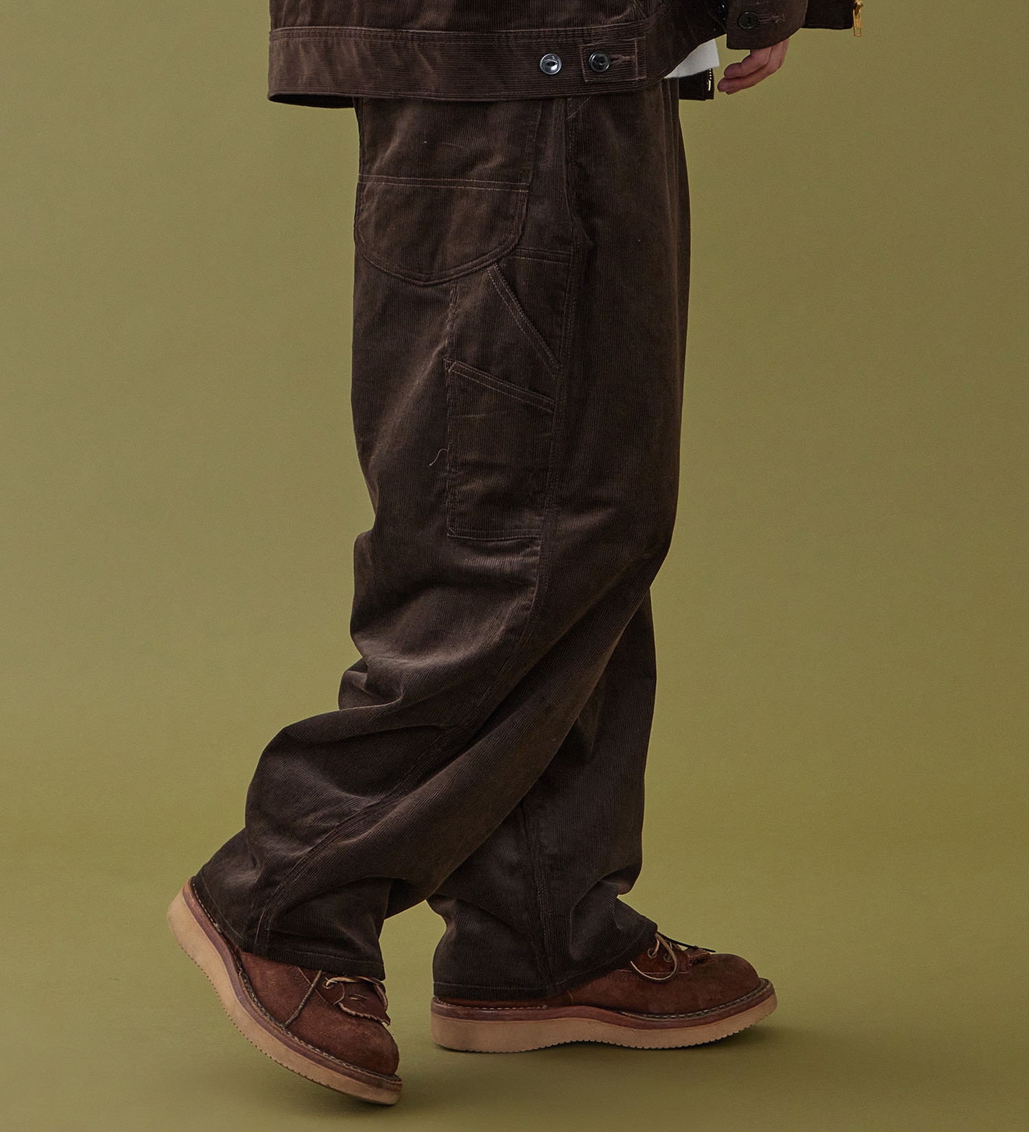 Lee(リー)のSUPERSIZED ビッグシルエットペインターコーデュロイパンツ/DUNGAREES セットアップ対応|パンツ/パンツ/メンズ|ブラウン
