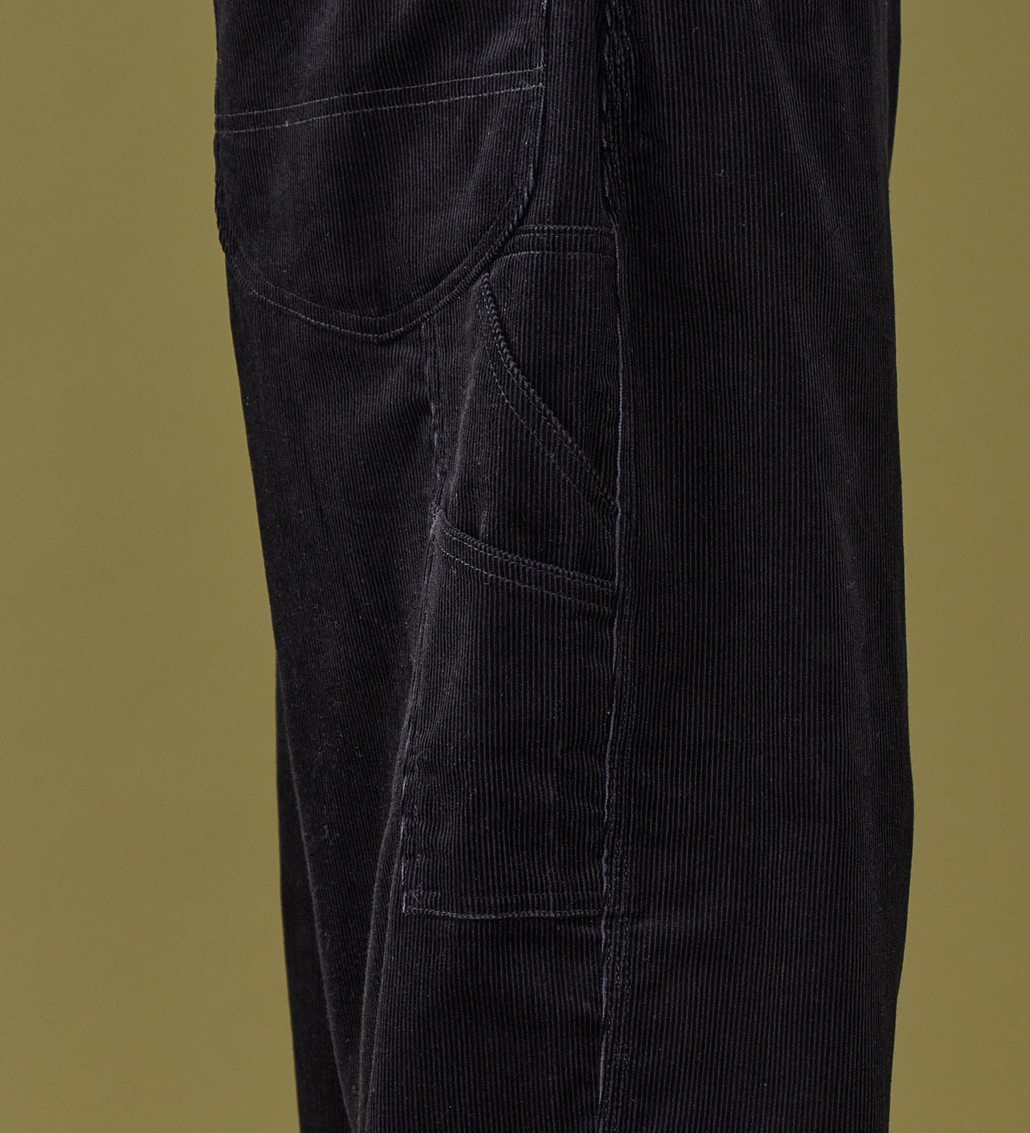 Lee(リー)のSUPERSIZED ビッグシルエットペインターコーデュロイパンツ/DUNGAREES セットアップ対応|パンツ/パンツ/メンズ|チャコール