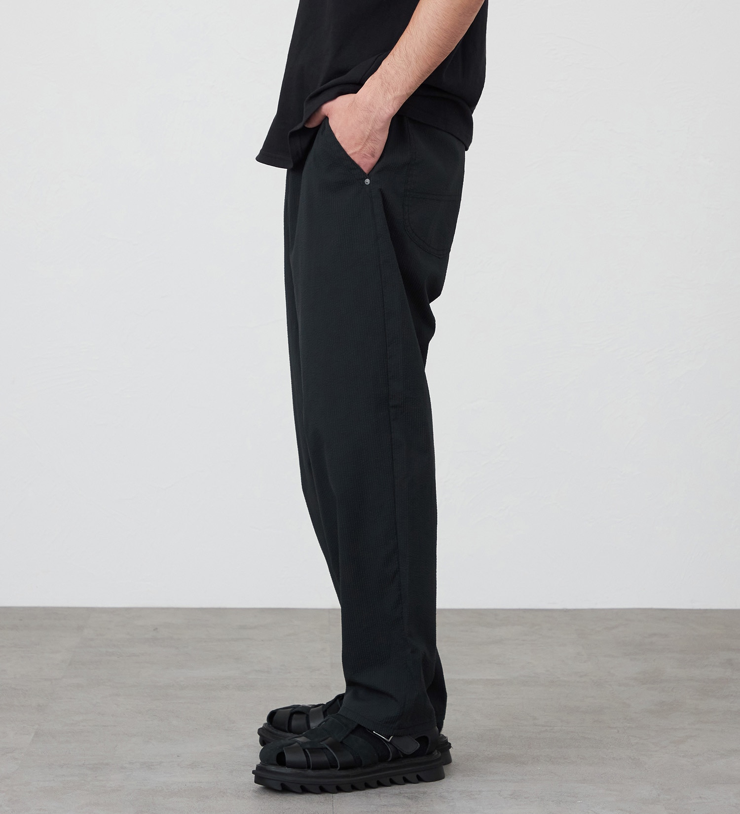 Lee(リー)の【涼COOLMAX】【すっきり】FLeeasy Narrow / ウエストゴムで楽チン イージーパンツ|パンツ/パンツ/メンズ|ブラック