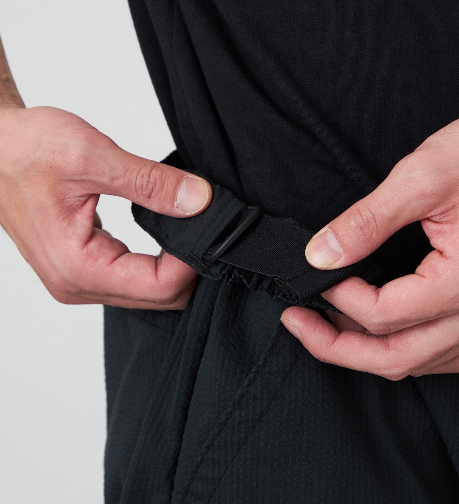 Lee(リー)の【涼COOLMAX】【すっきり】FLeeasy Narrow / ウエストゴムで楽チン イージーパンツ|パンツ/パンツ/メンズ|ブラック