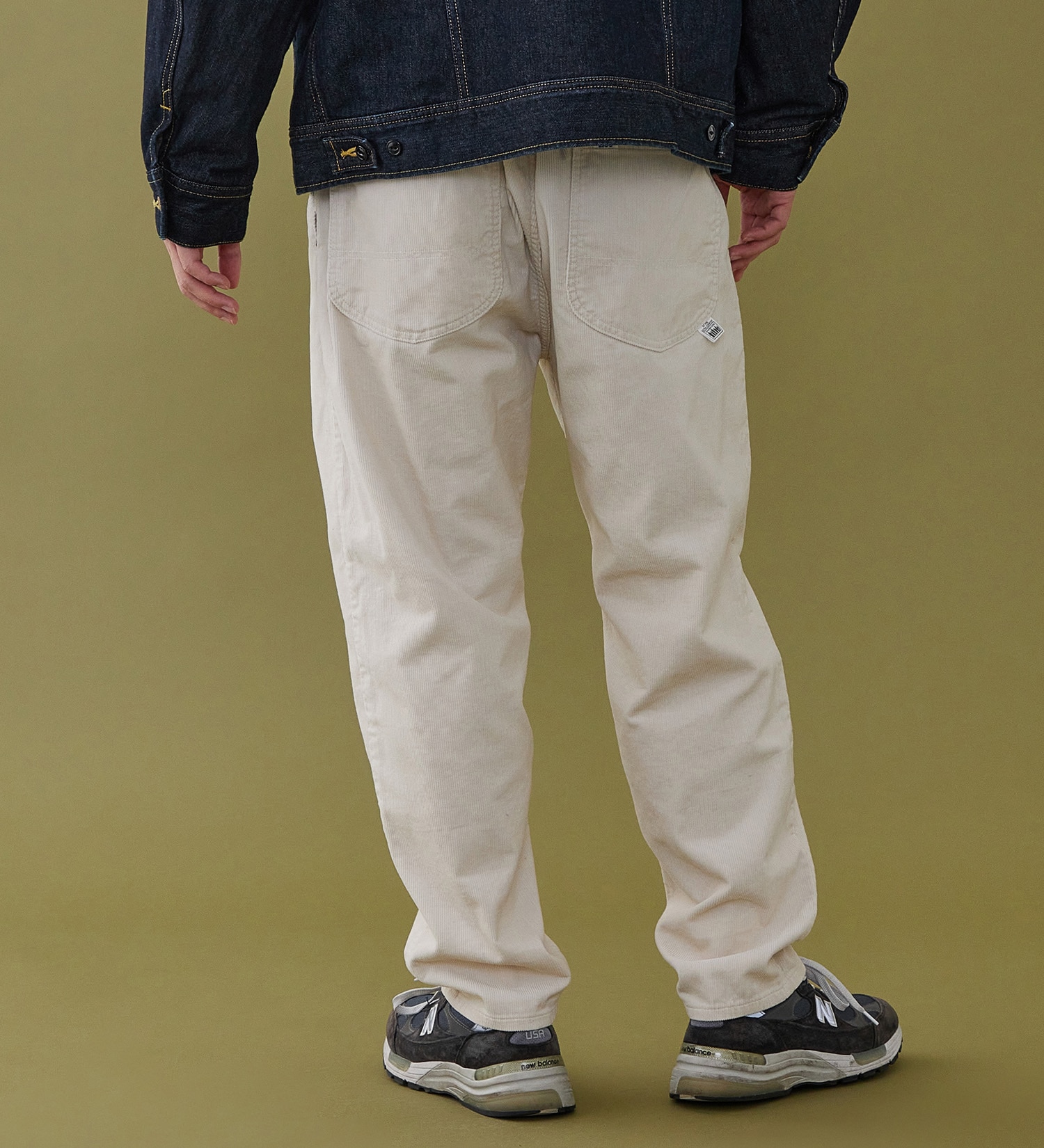 Lee(リー)の【試着対象】FLeeasy / ワイドシルエット イージーパンツ【コーデュロイ】【暖】|パンツ/パンツ/メンズ|オフホワイト