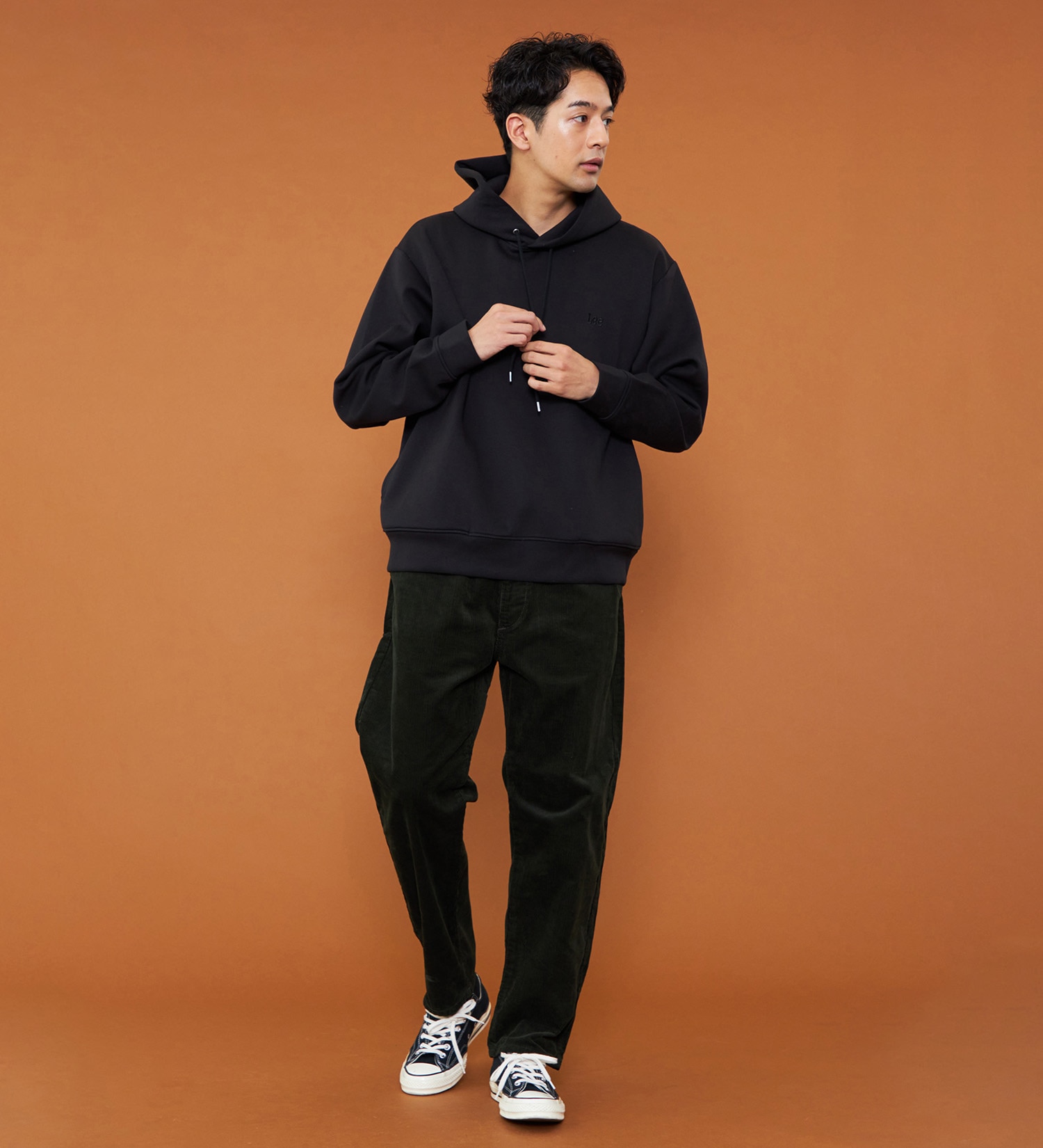 Lee(リー)の【試着対象】【暖】FLeeasy CORDUROY すっきりナロー/イージーパンツ|パンツ/パンツ/メンズ|ダークグリーン