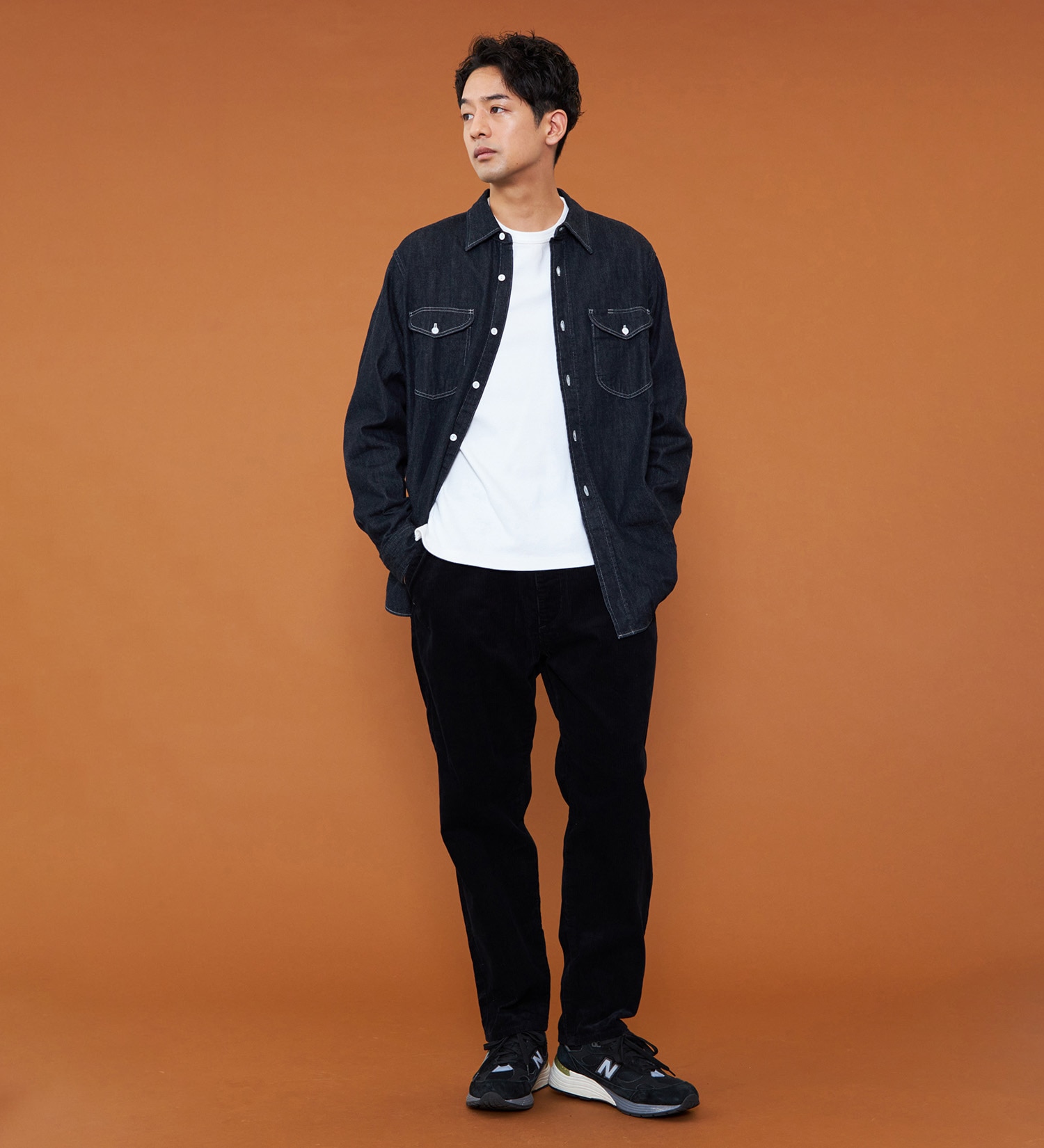 Lee(リー)の【試着対象】【暖】FLeeasy CORDUROY すっきりナロー/イージーパンツ|パンツ/パンツ/メンズ|ブラック
