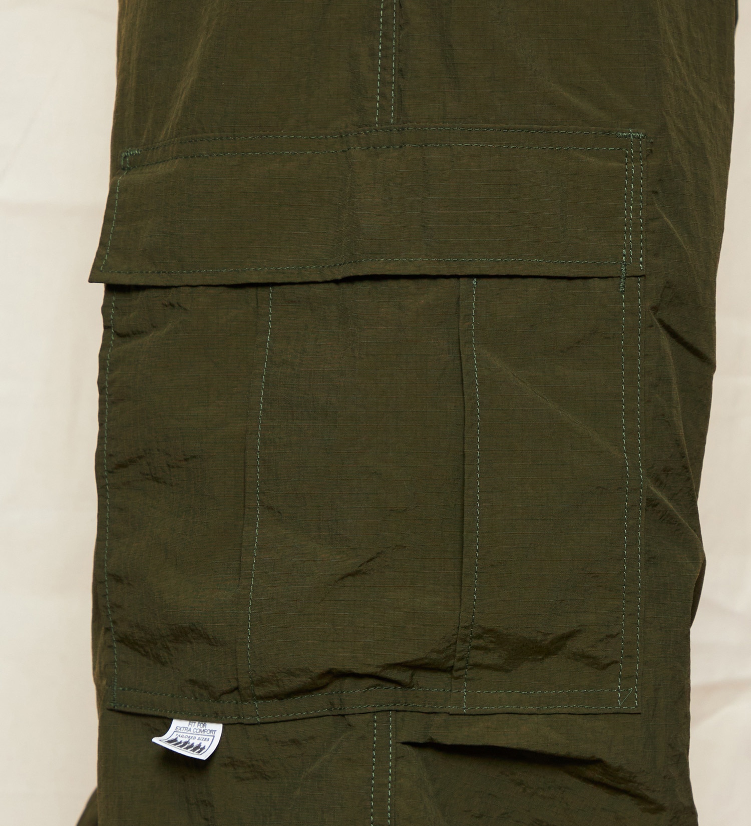 Lee(リー)の【ポイントアップ対象】FLeeasy CARGO/イージーカーゴパンツ ゆったりシルエット|パンツ/パンツ/メンズ|オリーブ