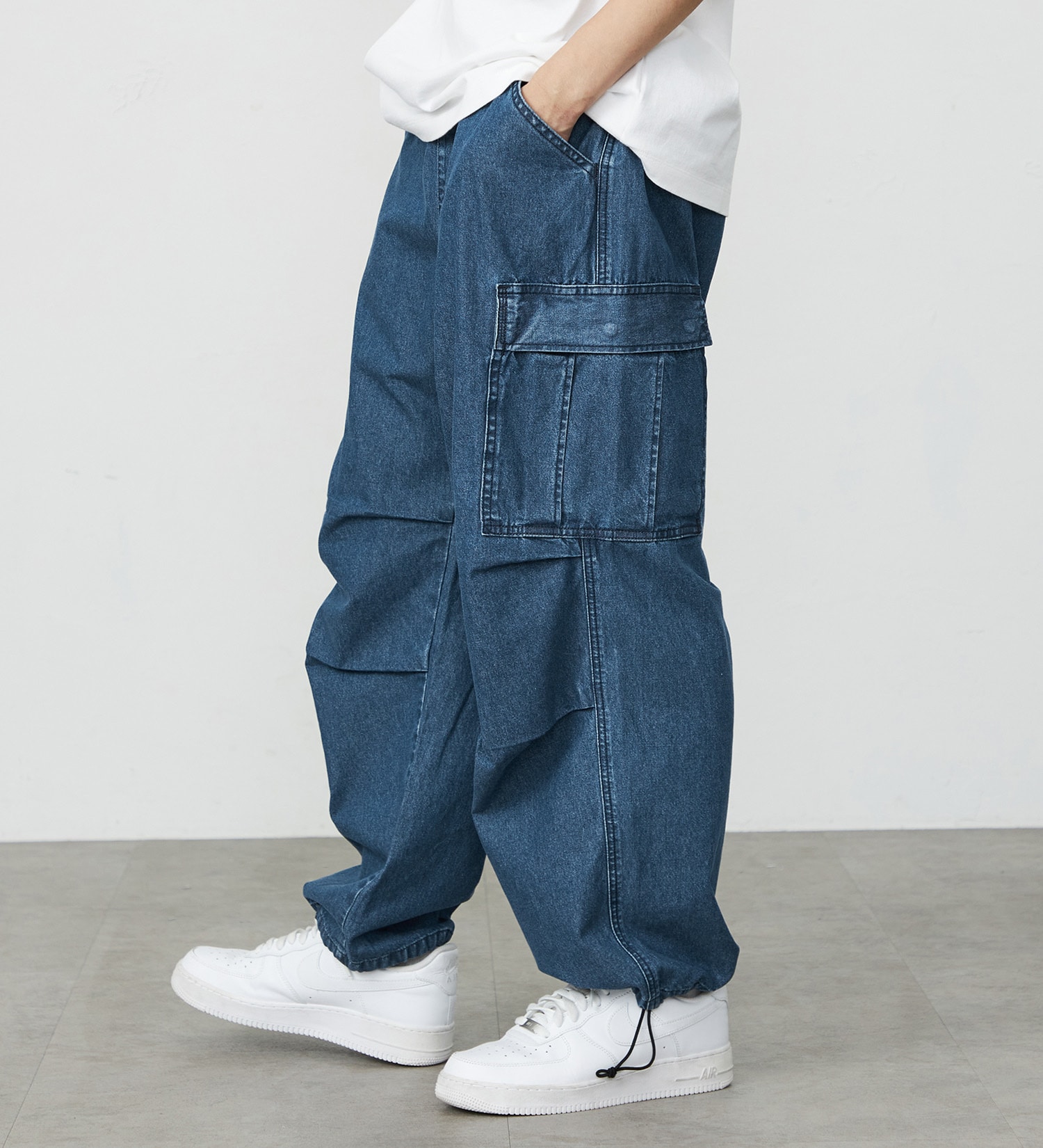Lee(リー)の【ポイントアップ対象】FLeeasy CARGO/イージーカーゴパンツ ゆったりシルエット|パンツ/デニム/ジーンズパンツ/メンズ|中色ブルー