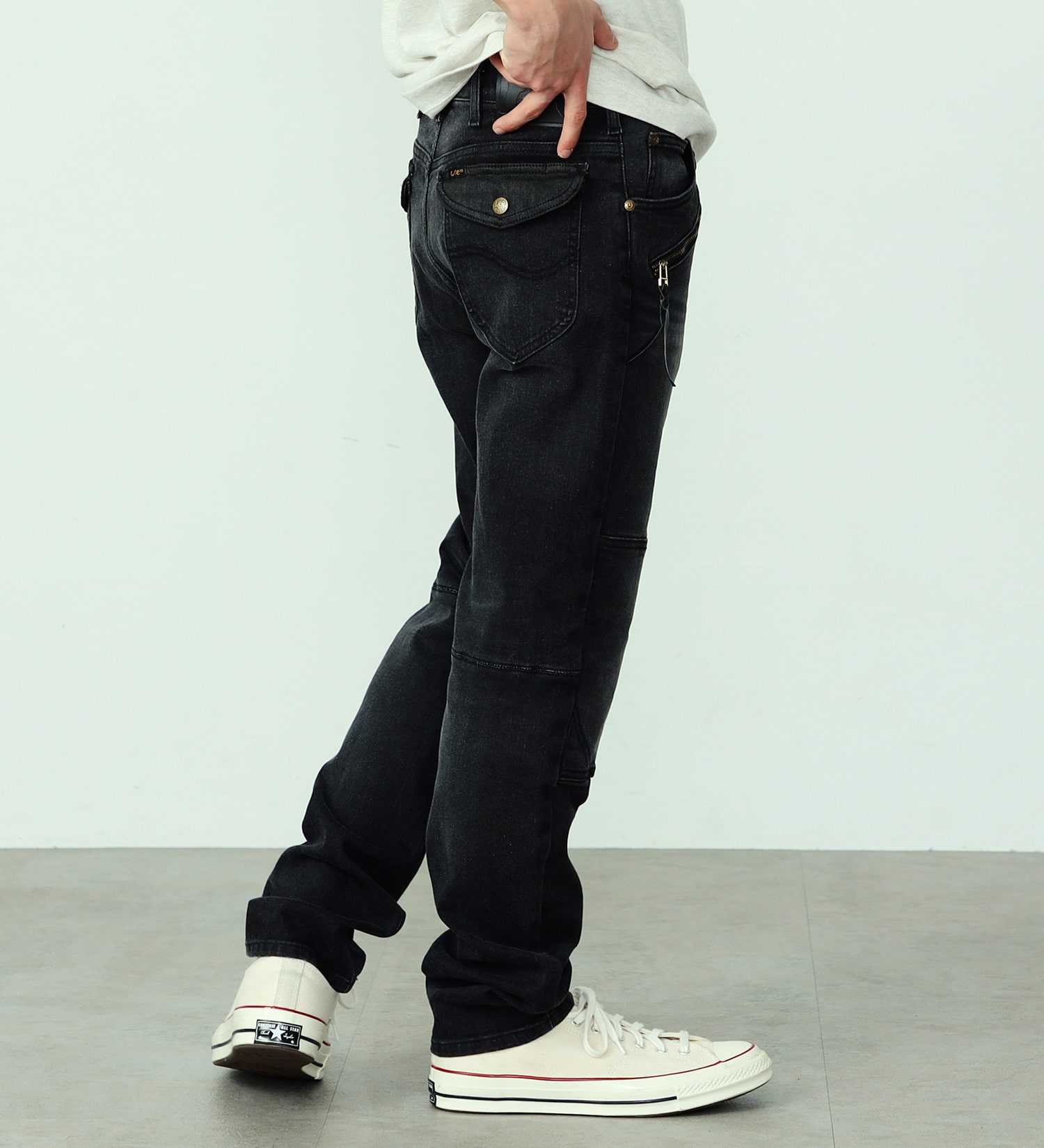 Lee(リー)の【X-LINE】ジップナローパンツ|パンツ/パンツ/メンズ|ブラックデニム