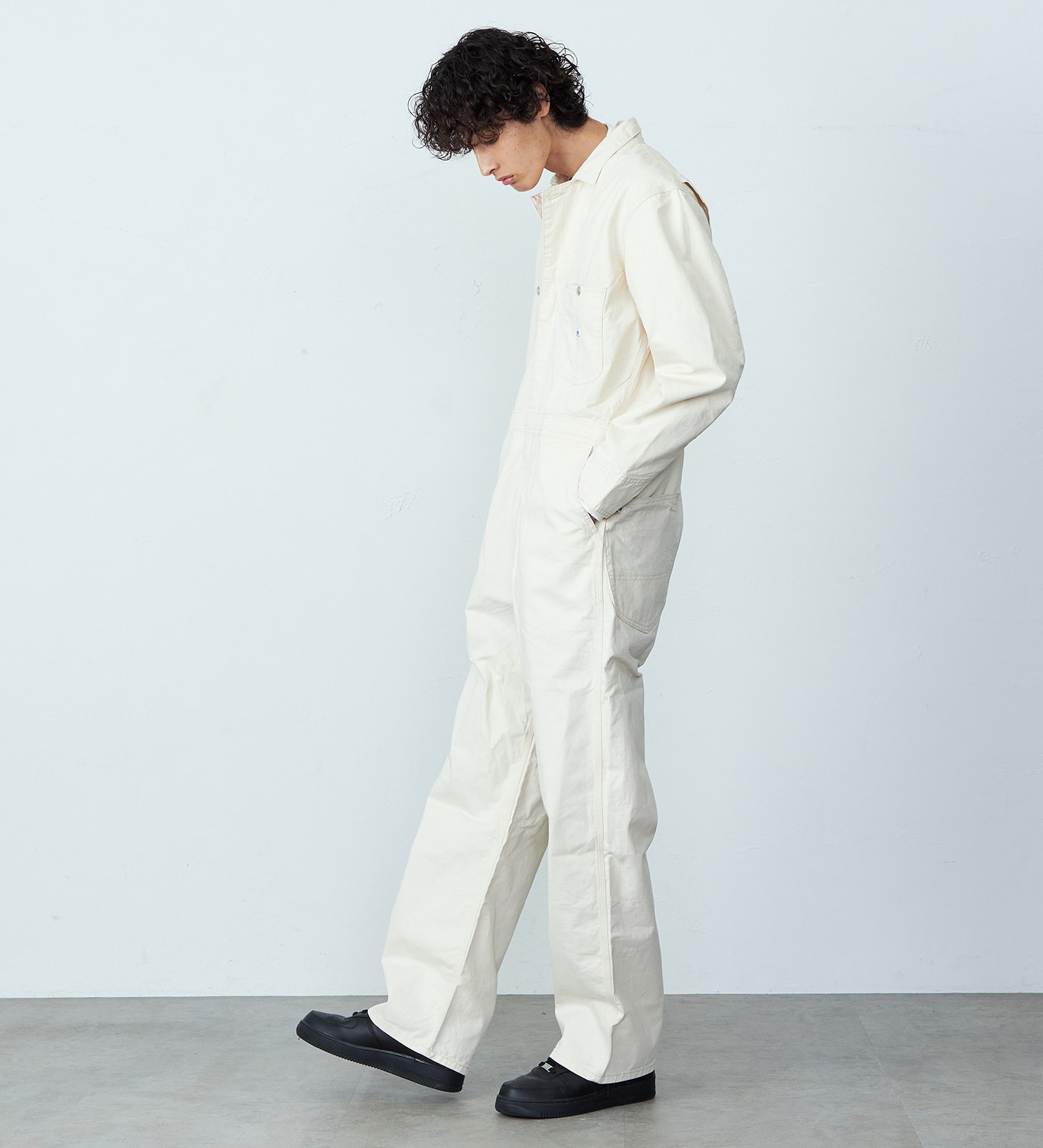 Lee(リー)のDUNGAREES UNION-ALLS/つなぎ/ジャンプスーツ/オールインワン/デニム【ユニセックス】【ハロウィン】|オールインワン/つなぎ/オールインワン/メンズ|オフホワイト